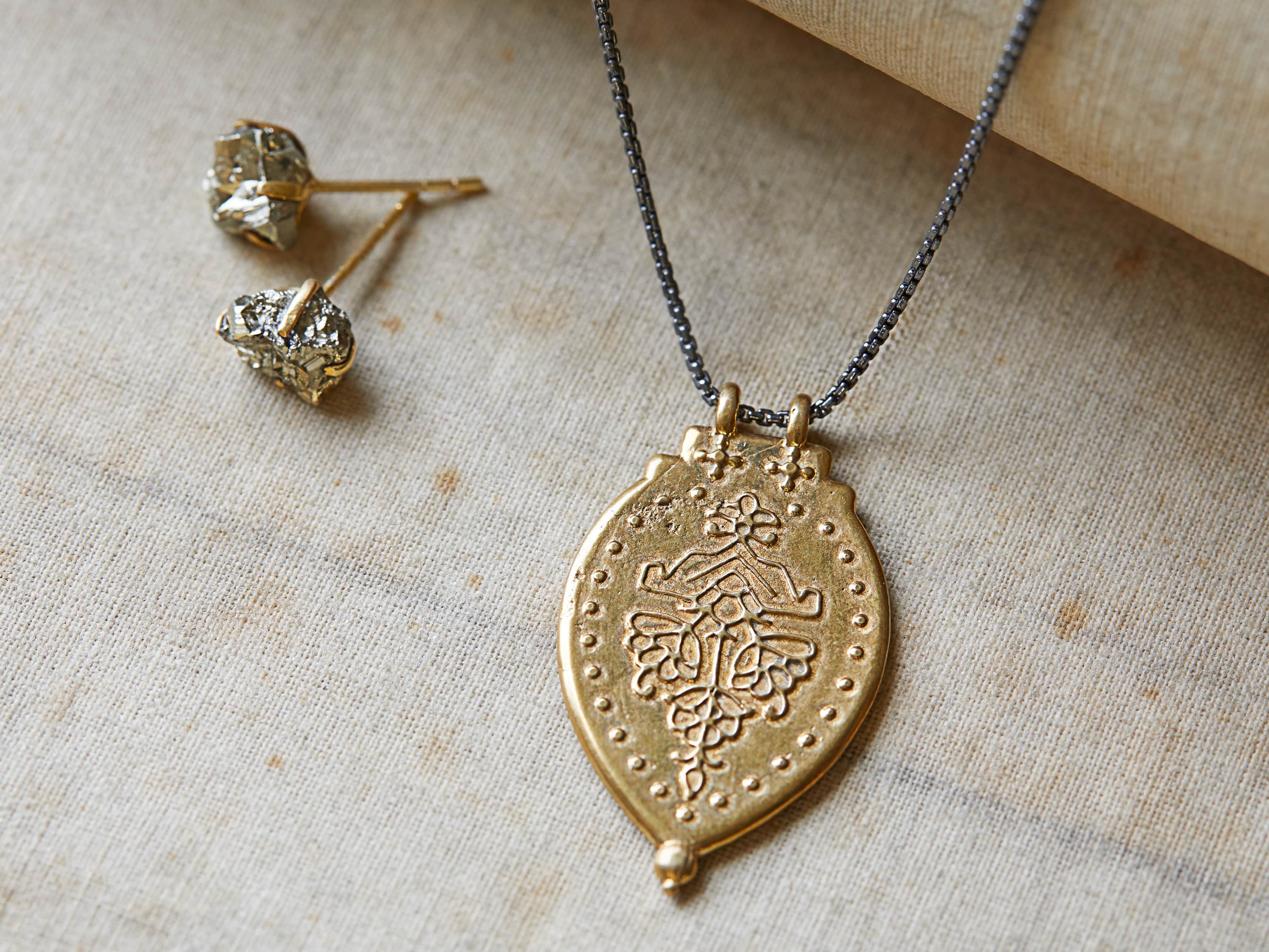 Ameya Necklace