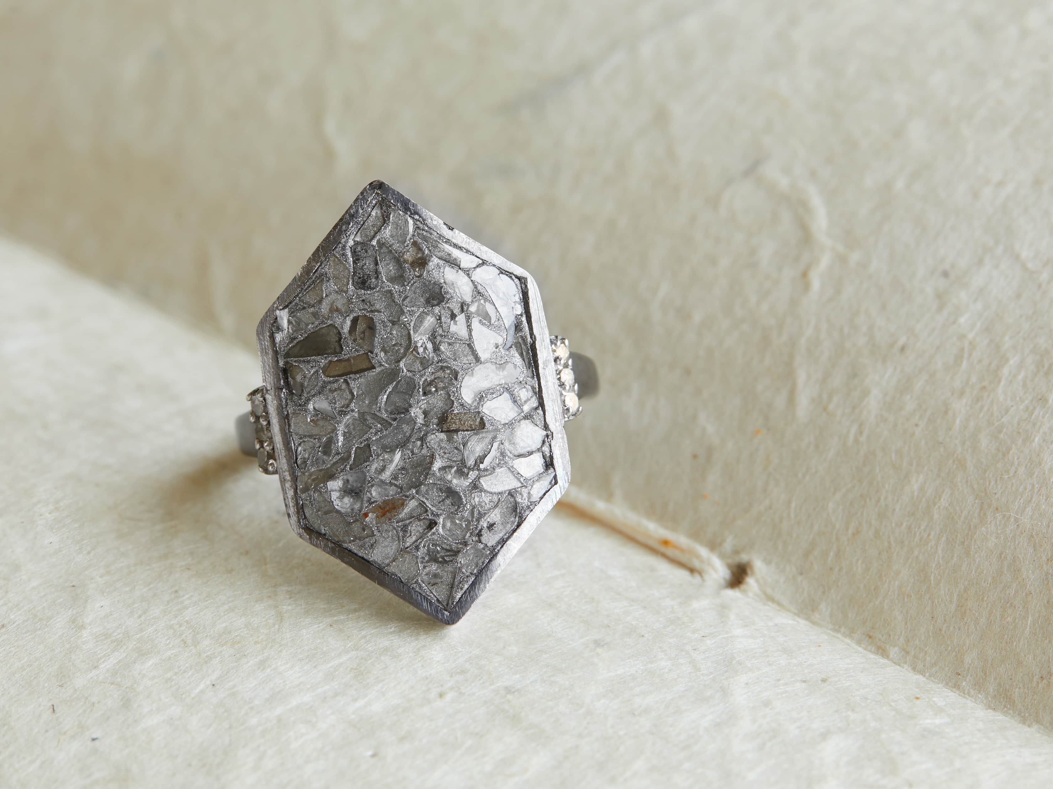 Anahita Ring Size 8
