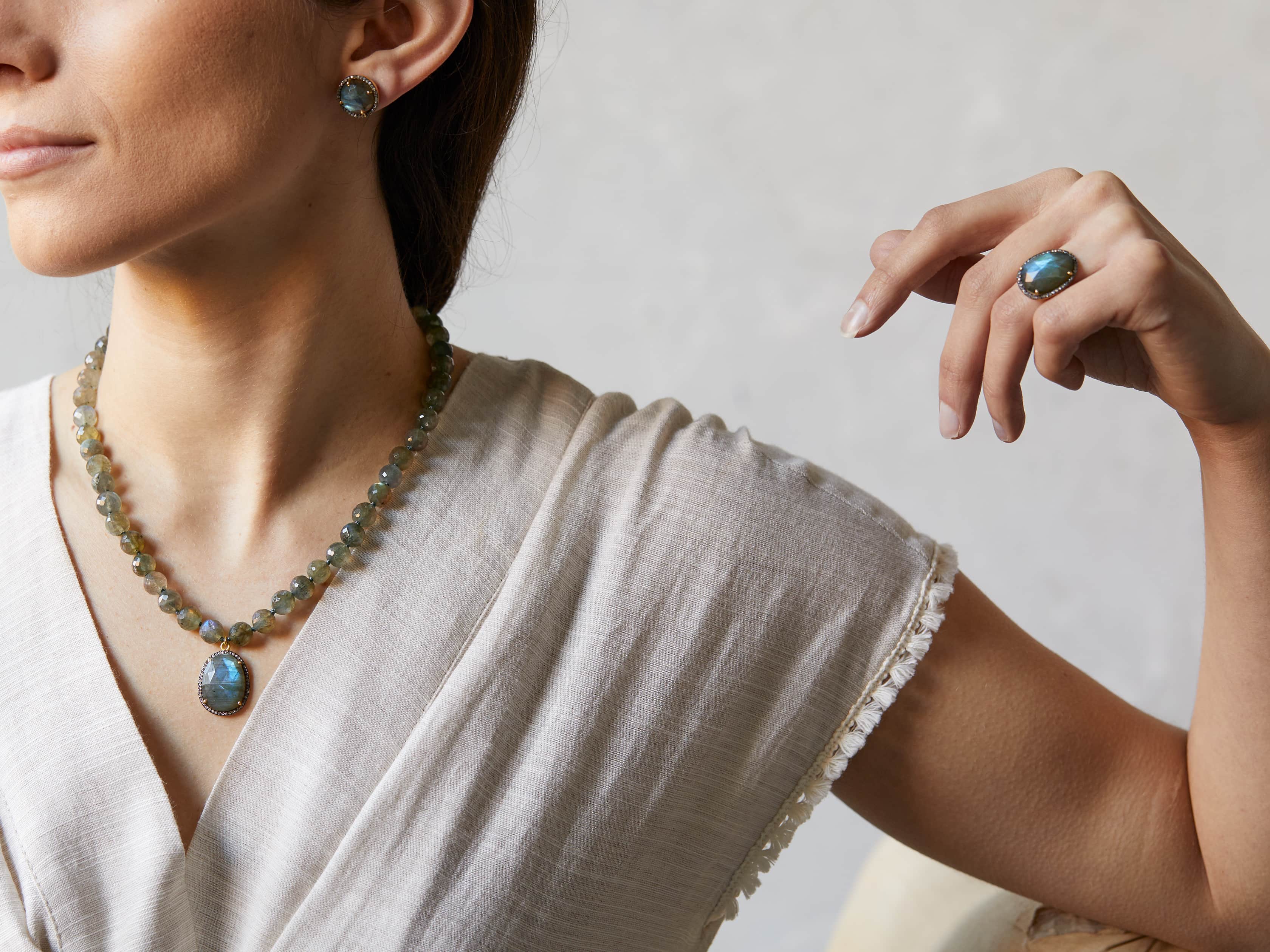 Mayla Pendant Necklace