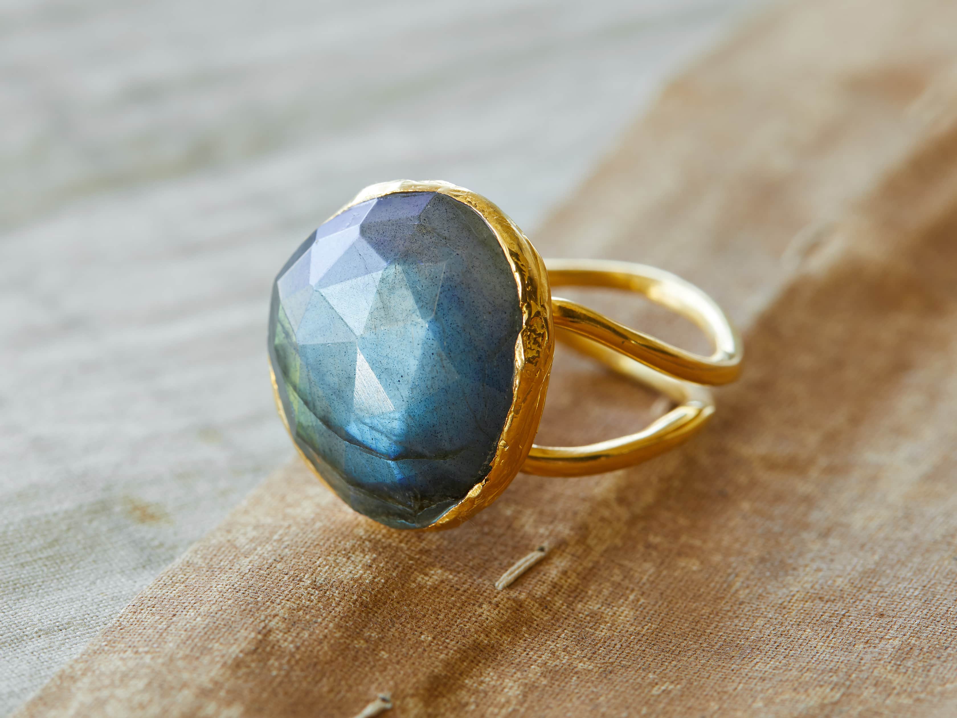Moonstone Ring Gold-plated on Sterling Silver Satin Finish