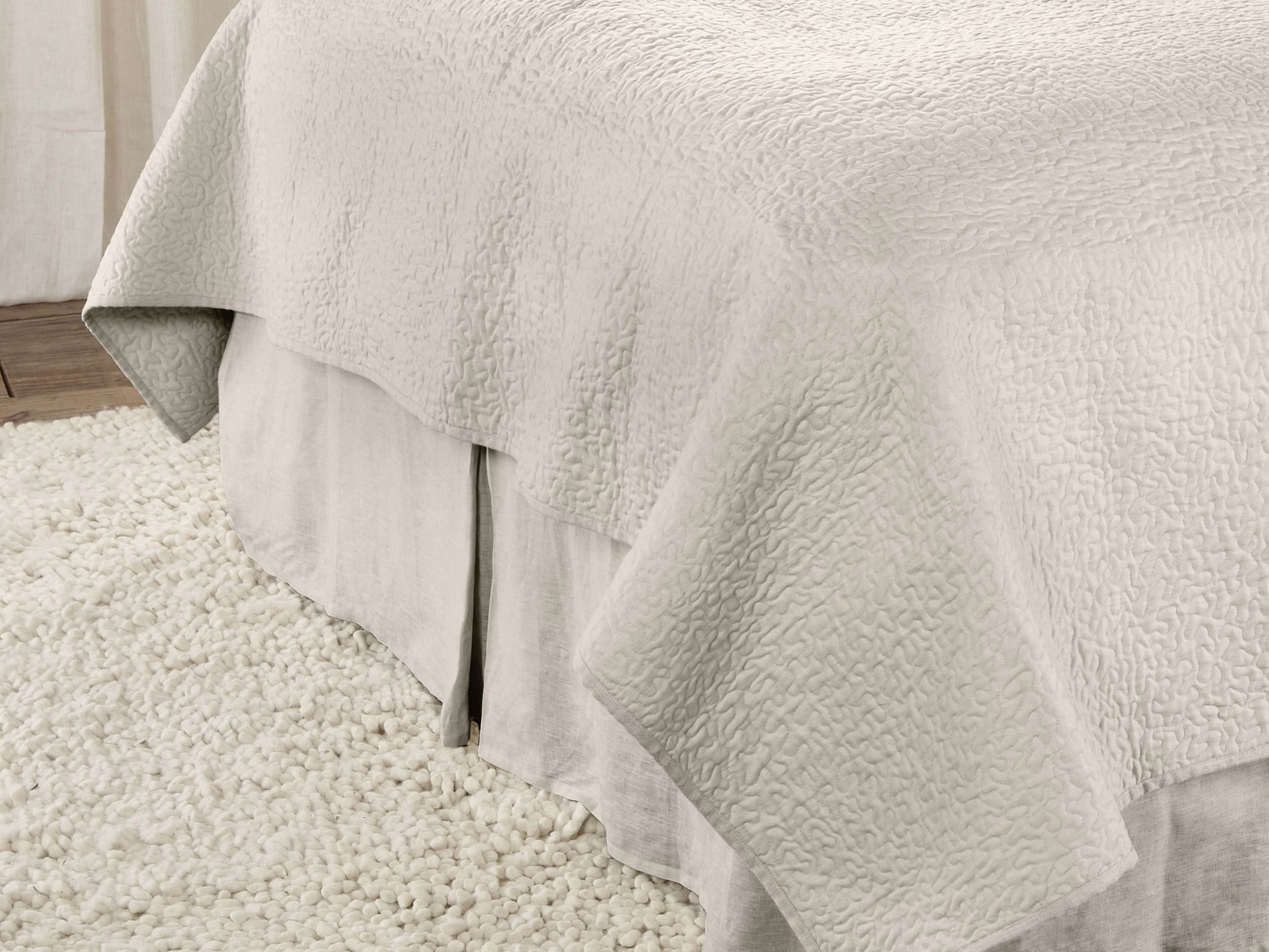 Ava Queen Kick Pleat Bed Skirt In Fawn