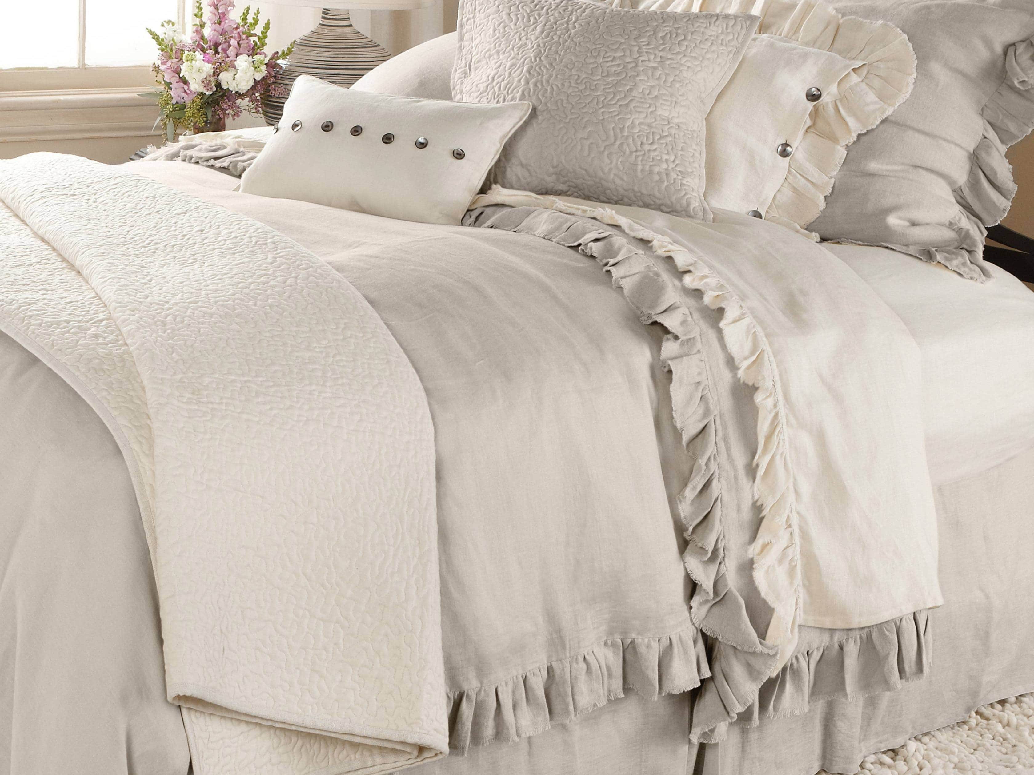 Ava Queen Kick Pleat Bed Skirt In Fawn