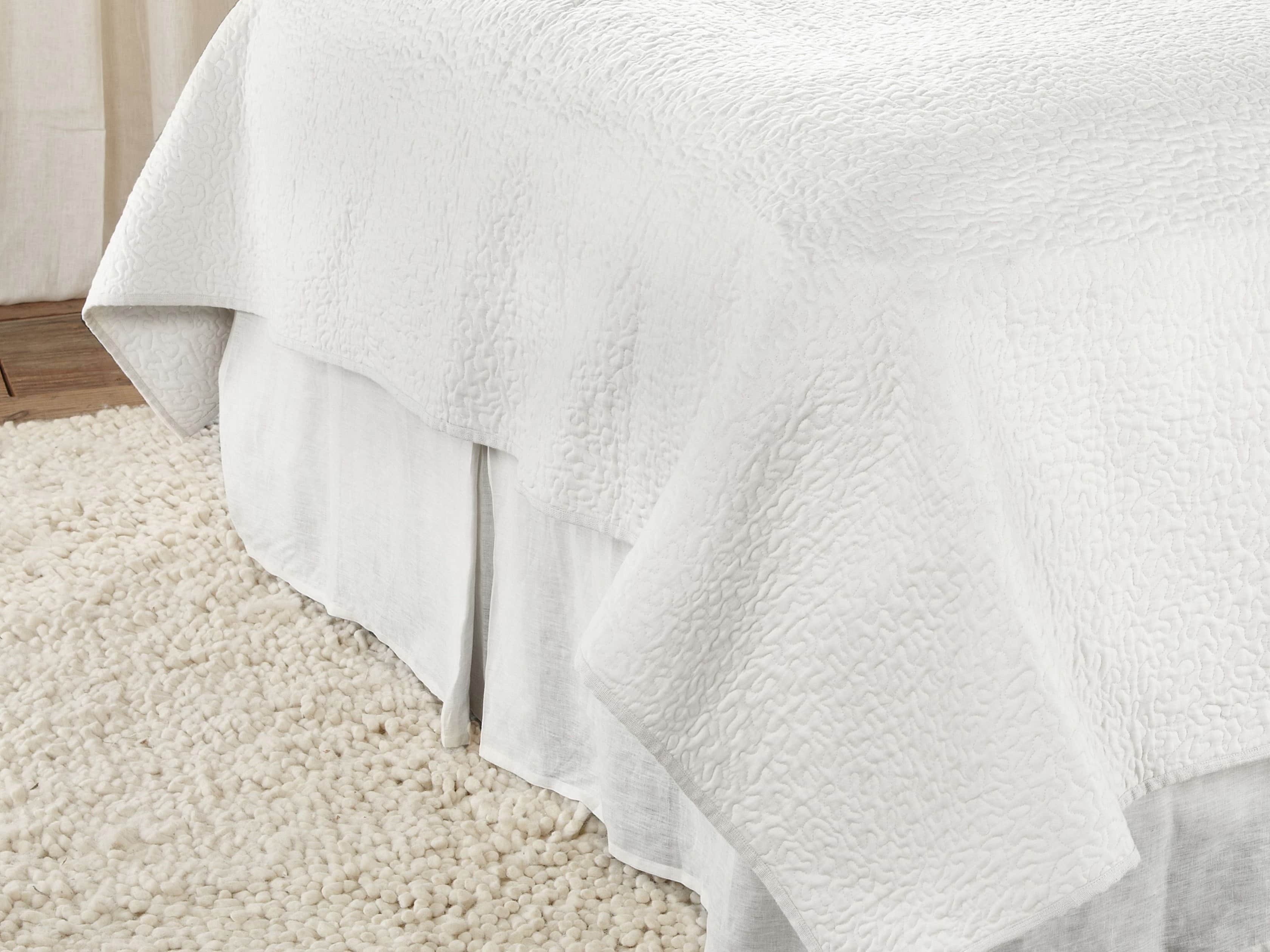 Ava Queen Kick Pleat Bed Skirt In White