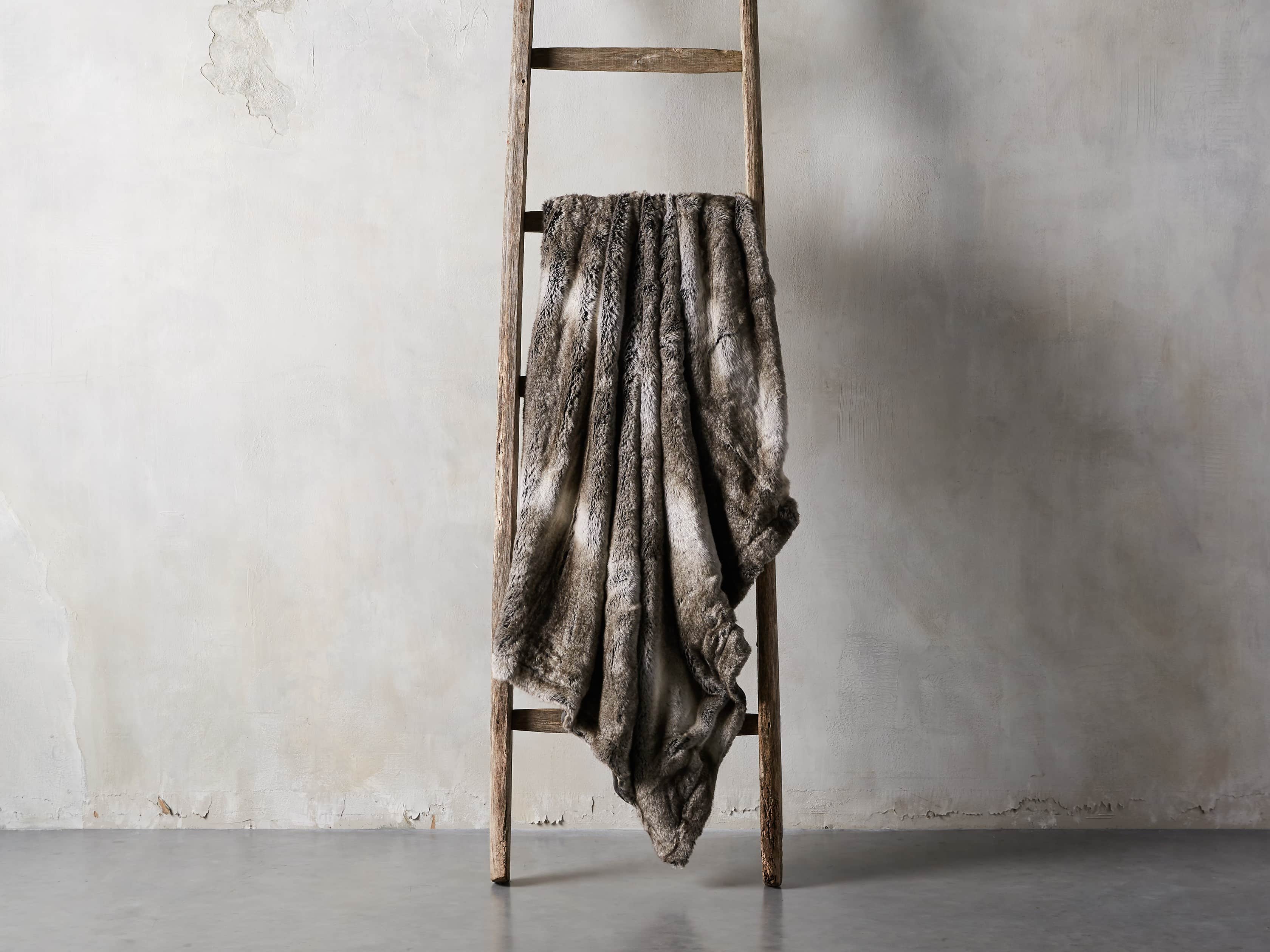Grey Wolf Faux Fur Throw With Grey Velvet Back