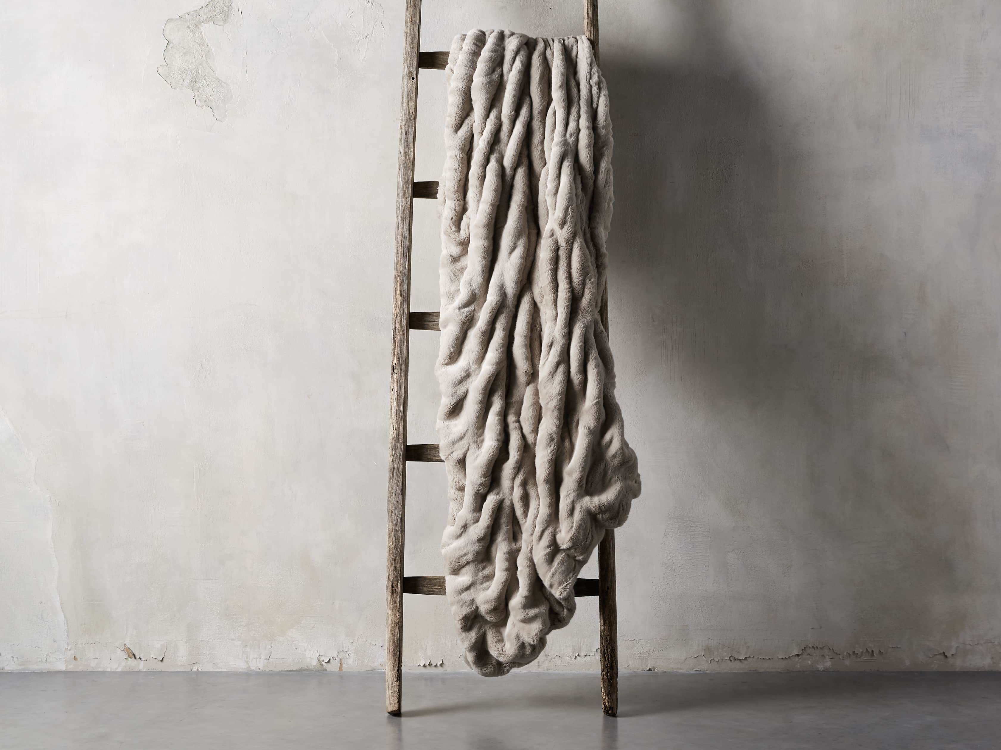 Faux Fur Luxe Oversized Throw in Grey, slide 2 of 4