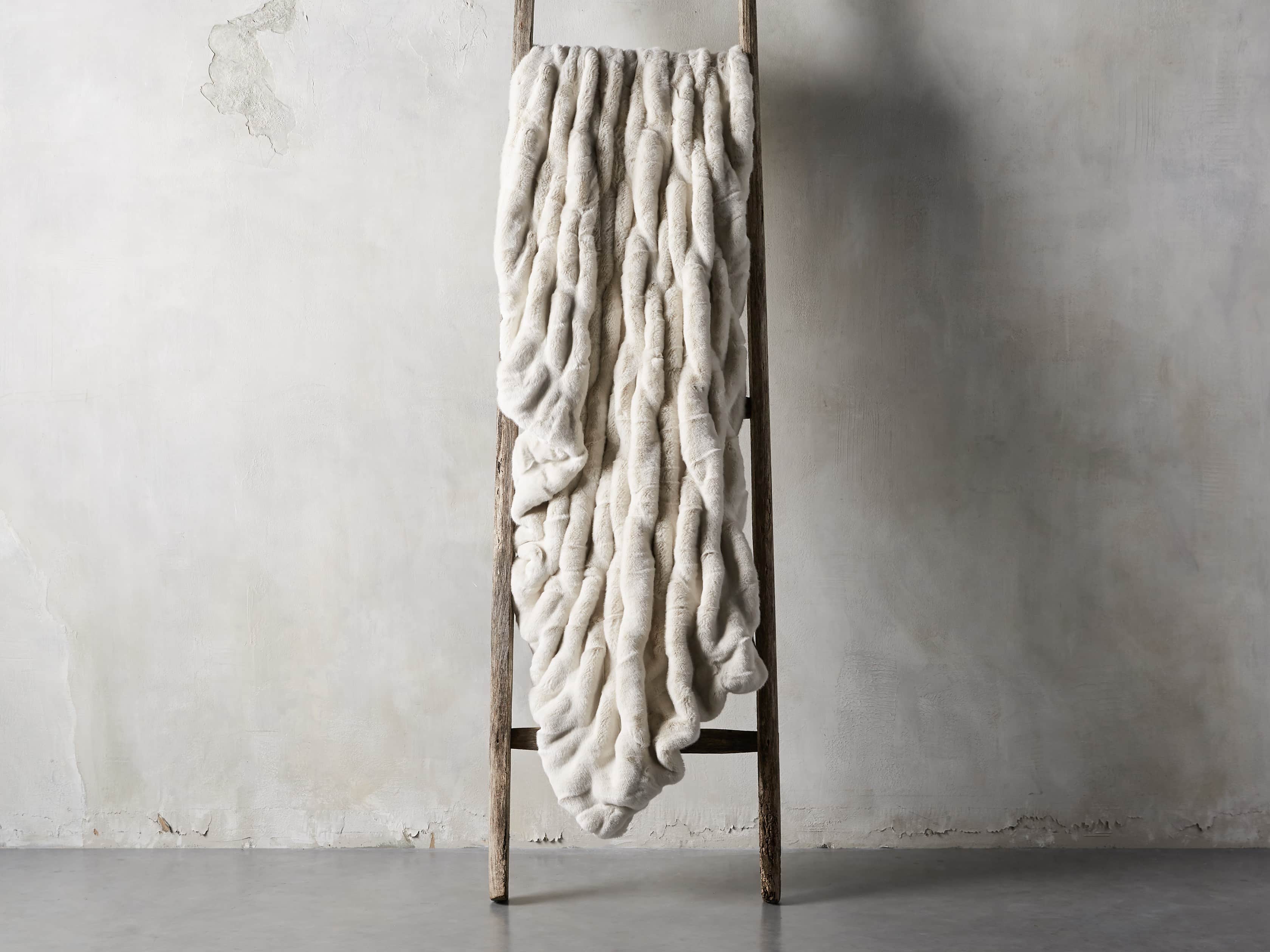 Faux Fur Luxe Oversized Throw in Ivory, slide 2 of 9