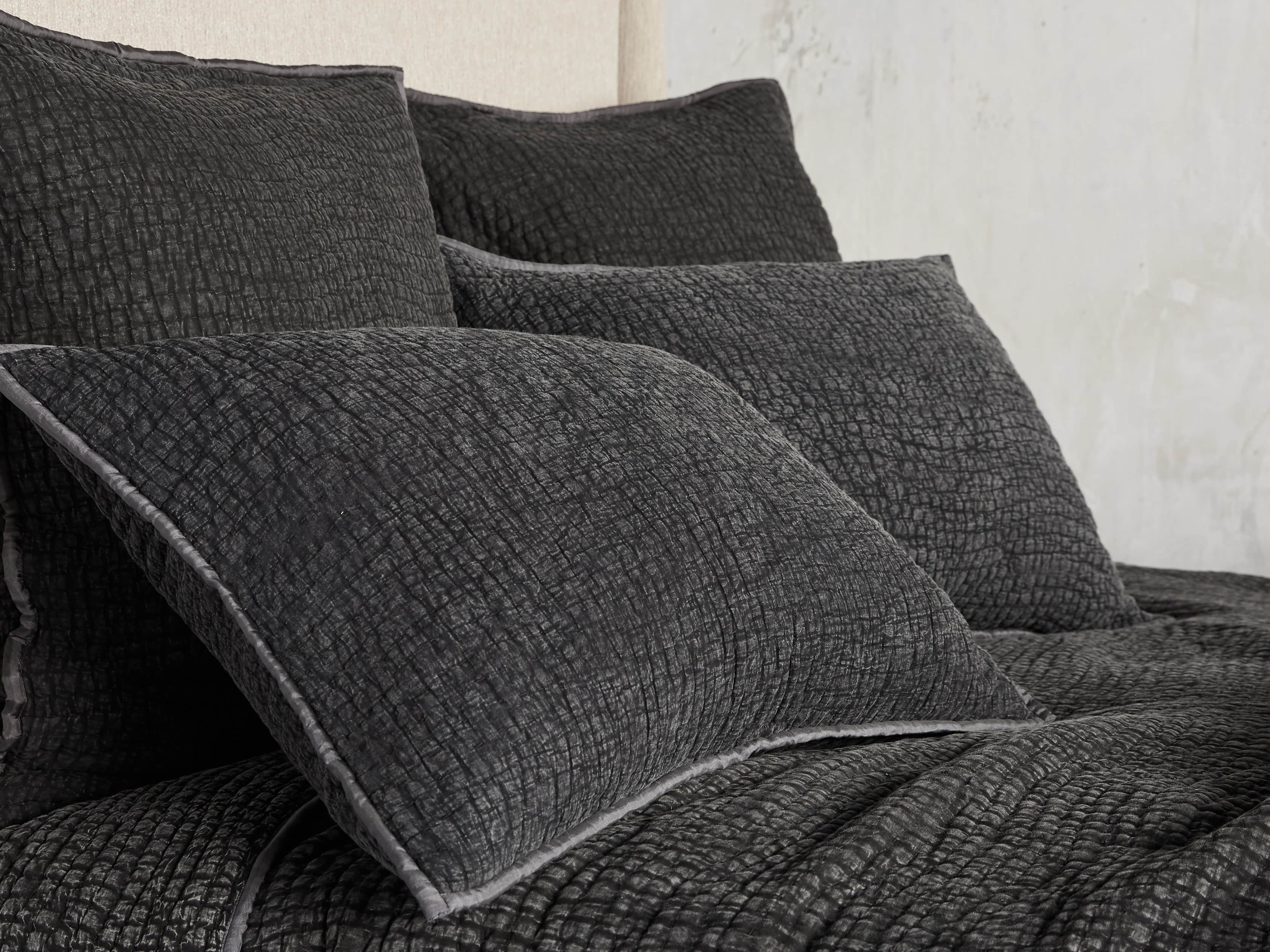 Fresco Black Voile Queen Quilt