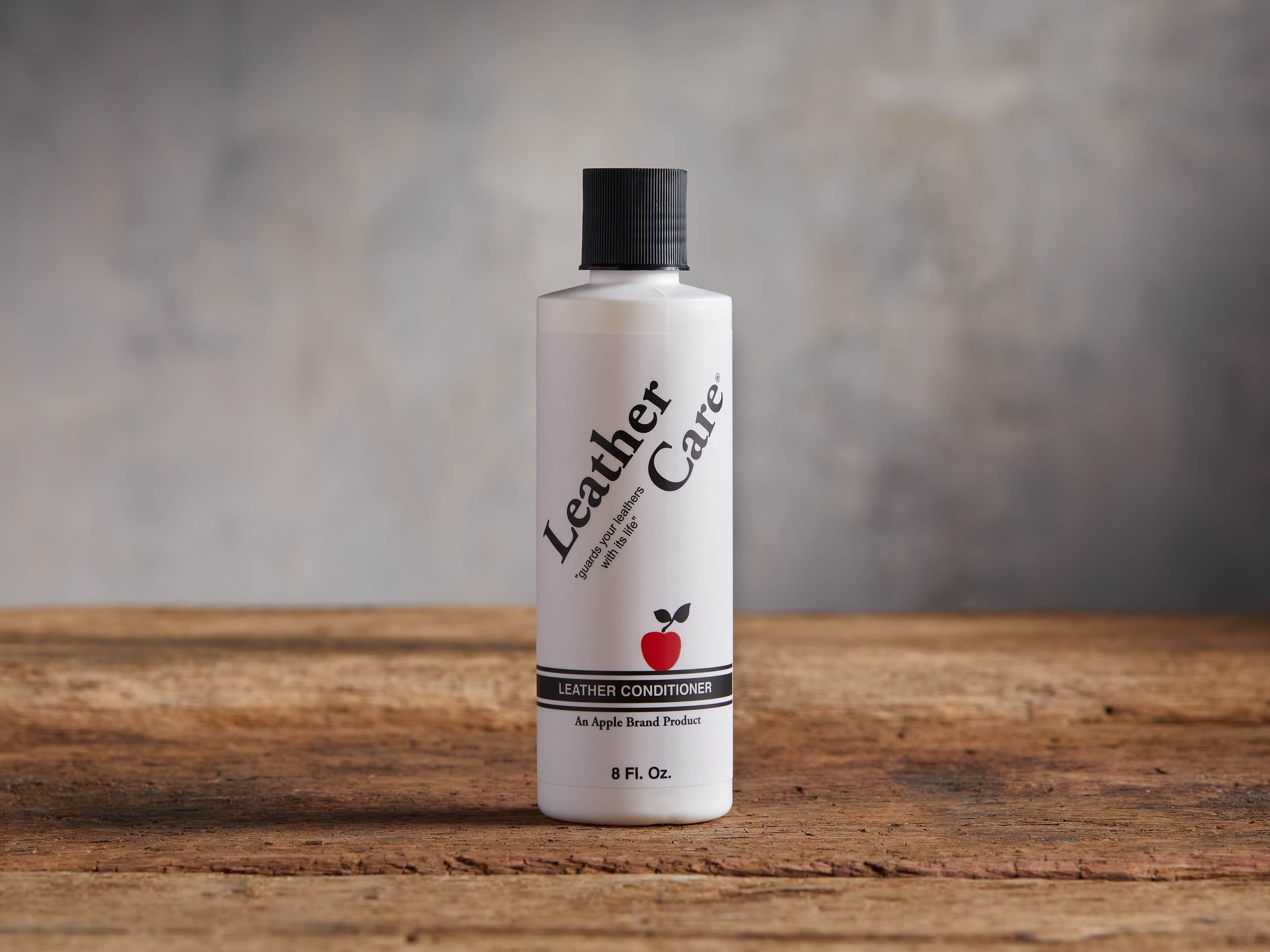 apple leather cleaner