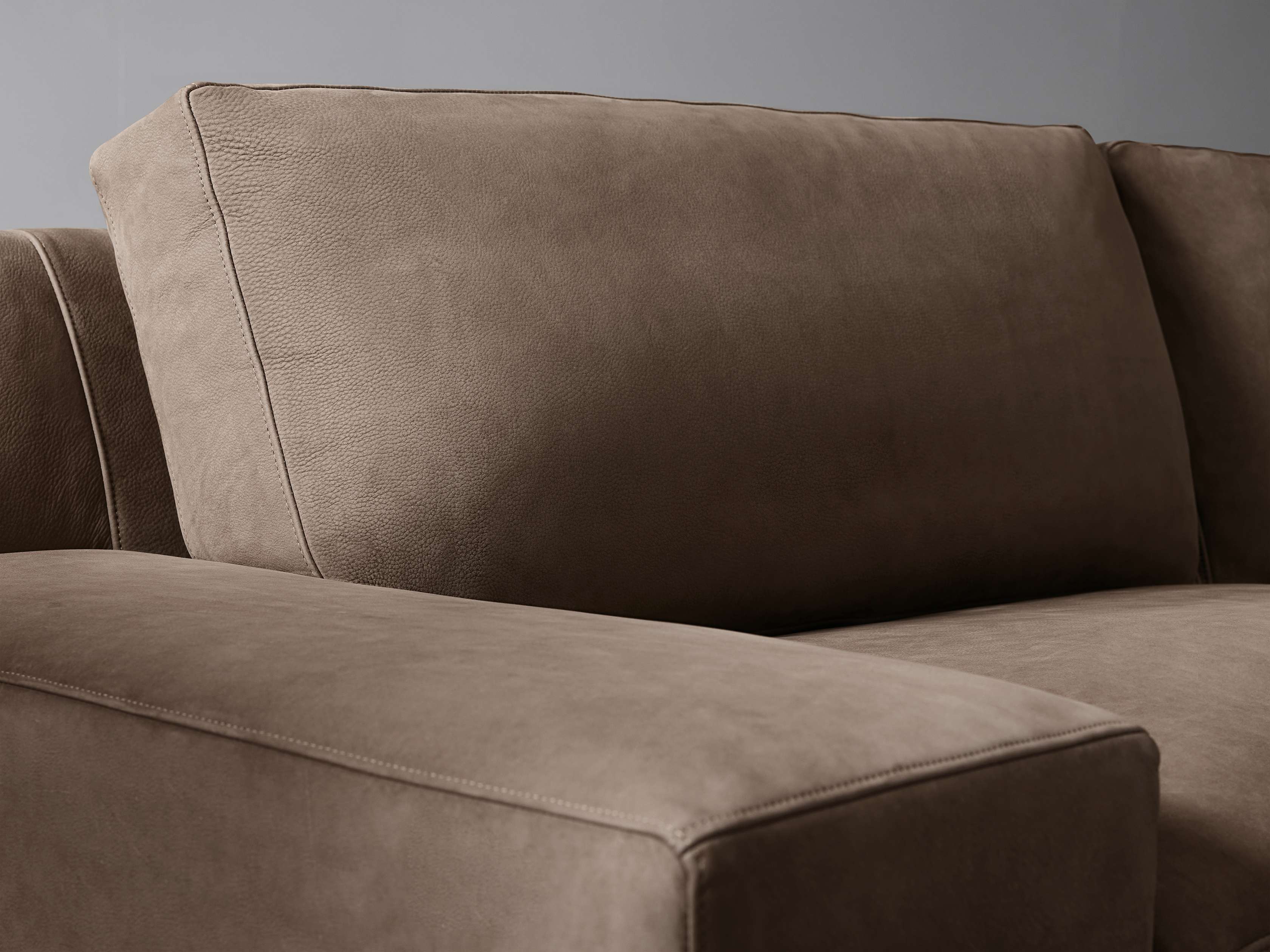 Modern Walnut Leather Sofa - The Suelo - 3022