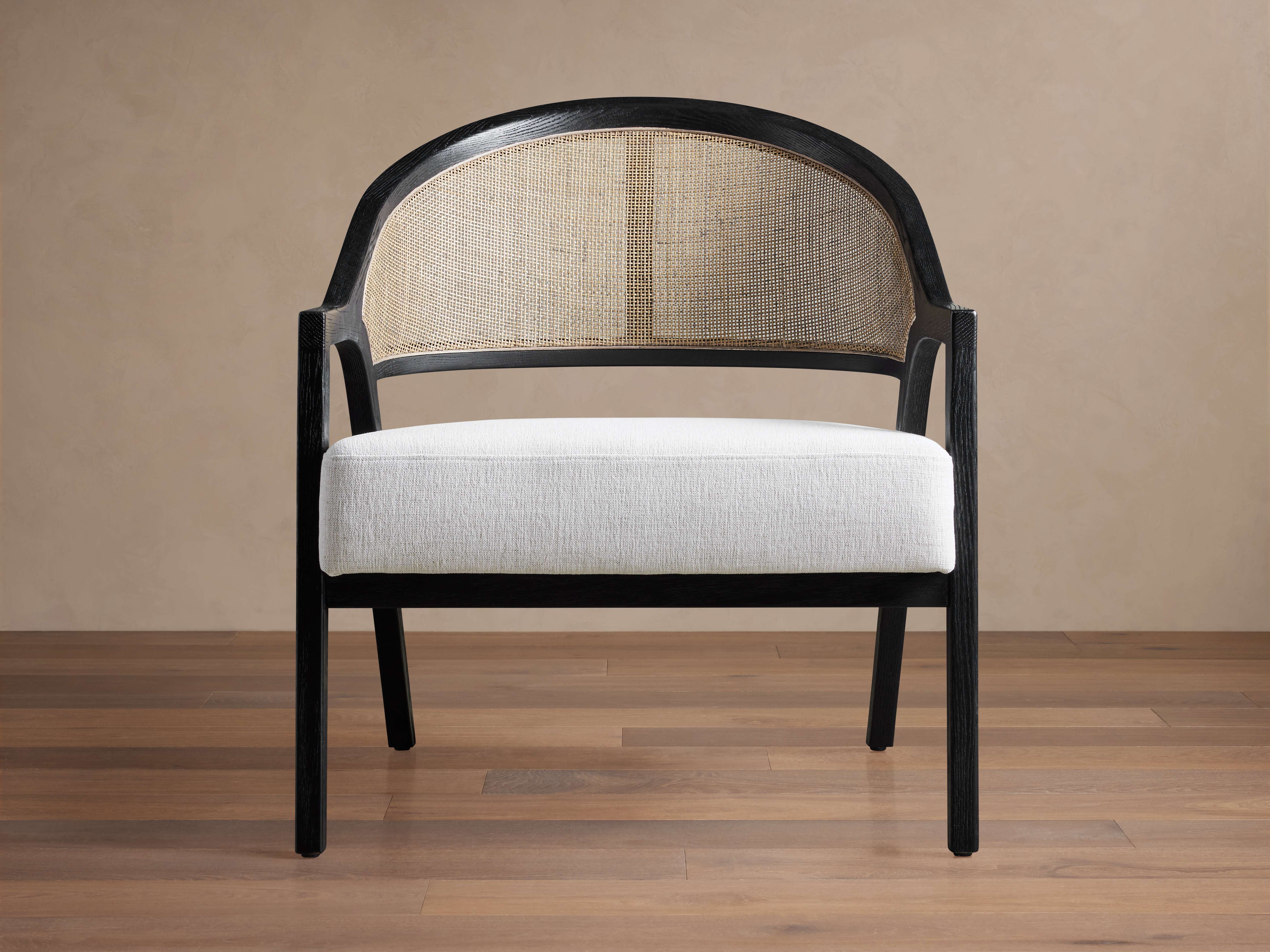 Aimee Chair in Nomad Snow – Arhaus