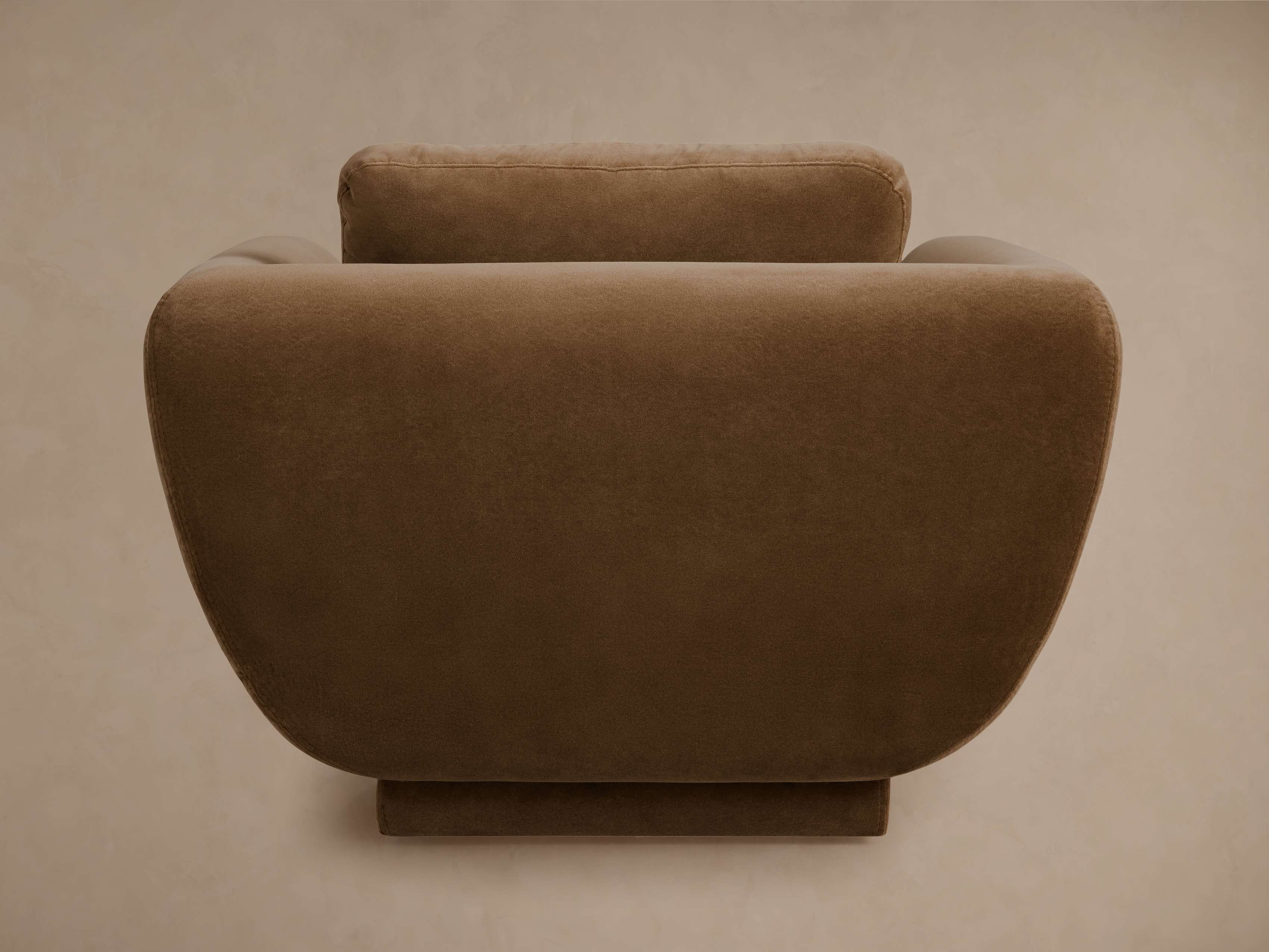 Fontana Swivel Chair
– Arhaus