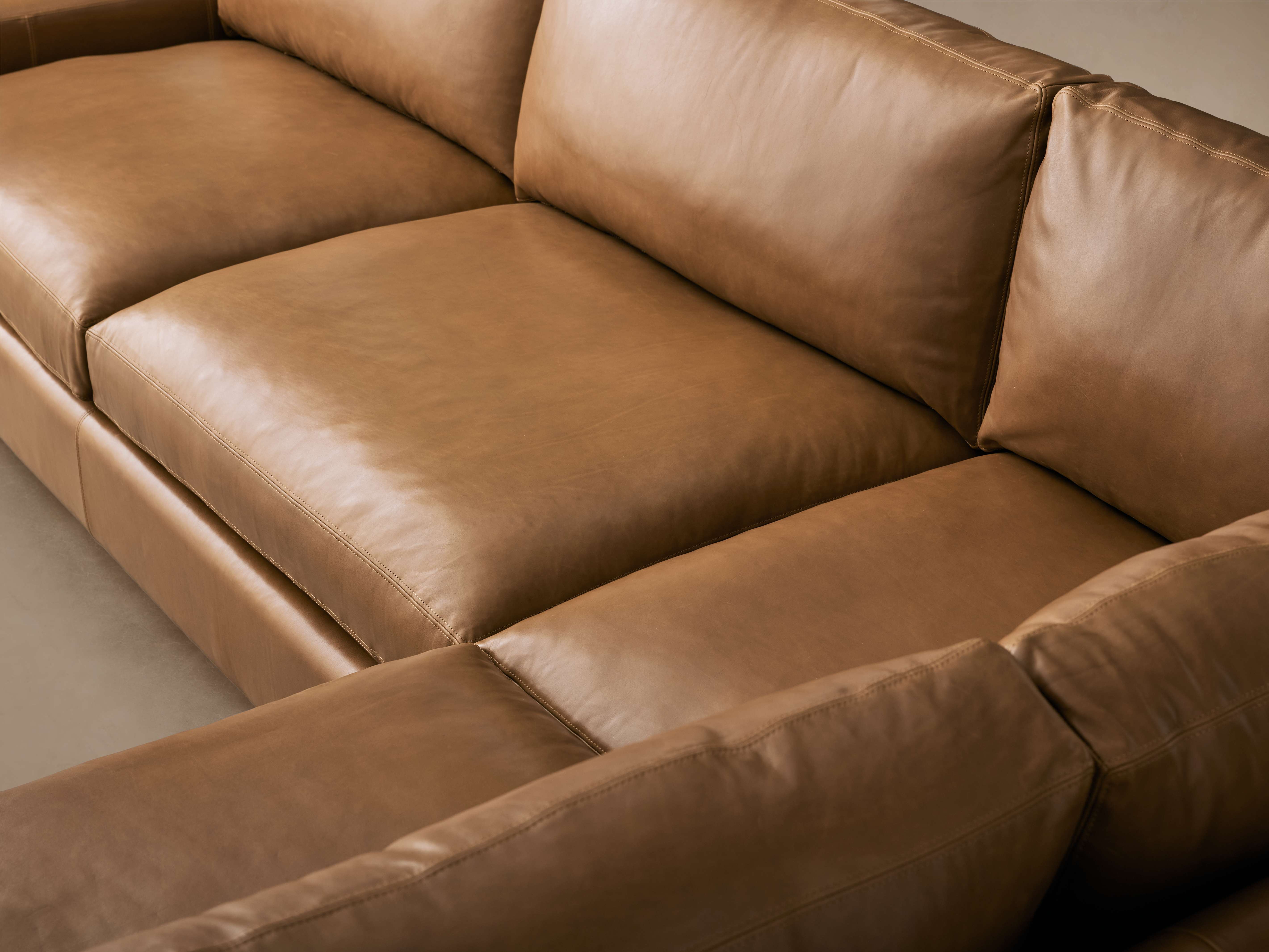 Remington Leather Two-Piece Sectional in Saratoga Chocolate