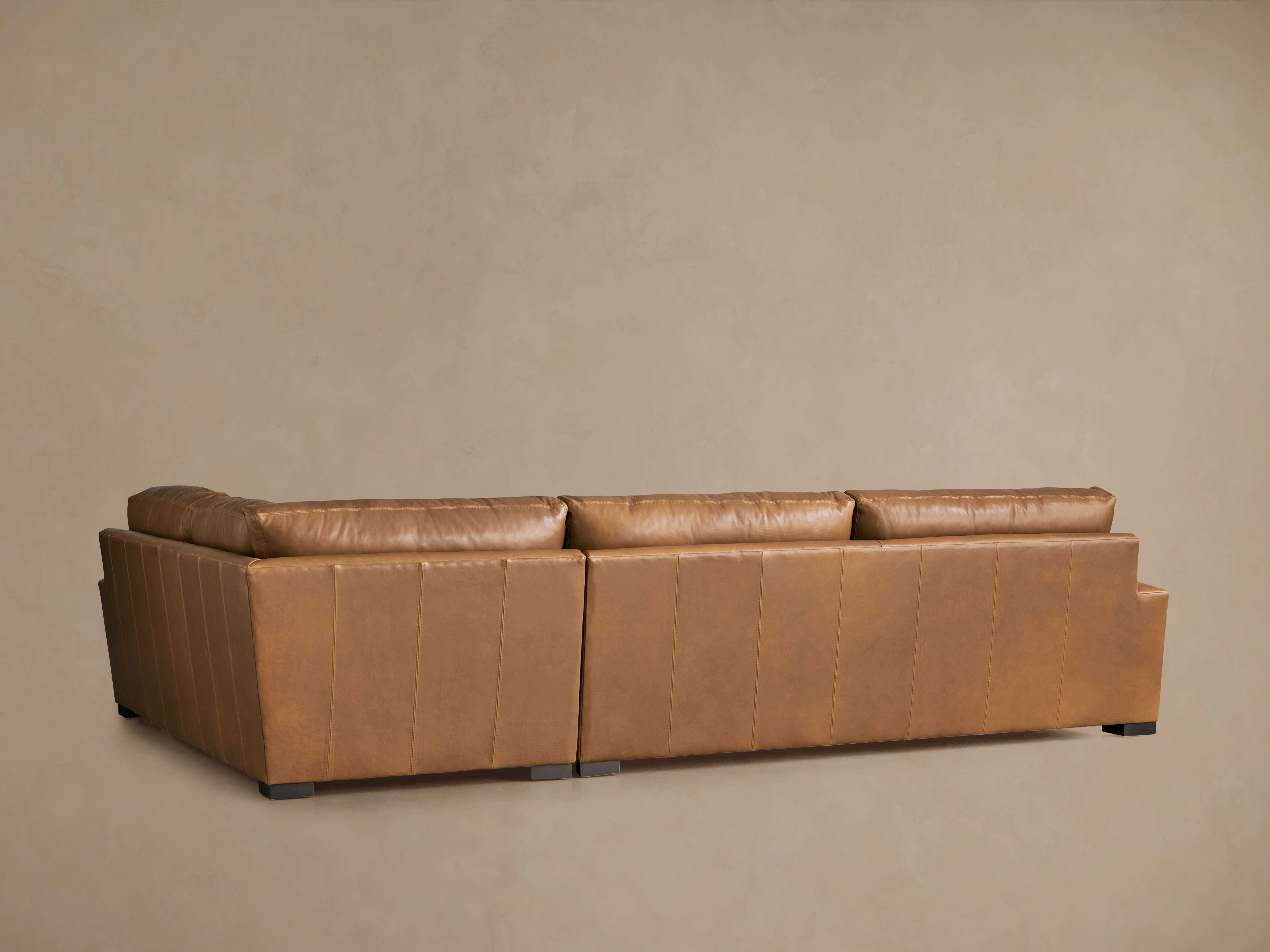 Remington Leather Two-Piece Sectional in Saratoga Chocolate