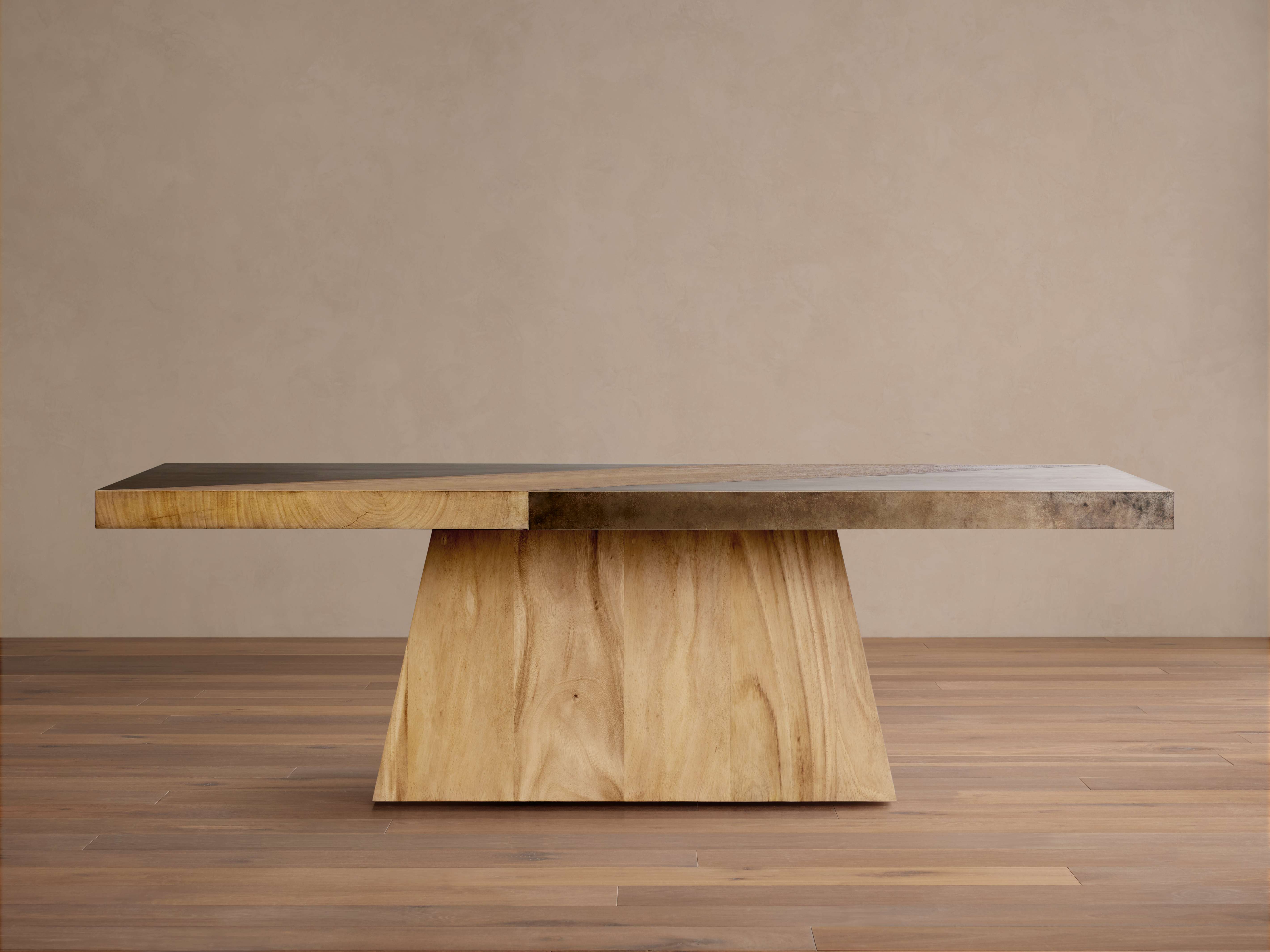 Almeria Dining Table