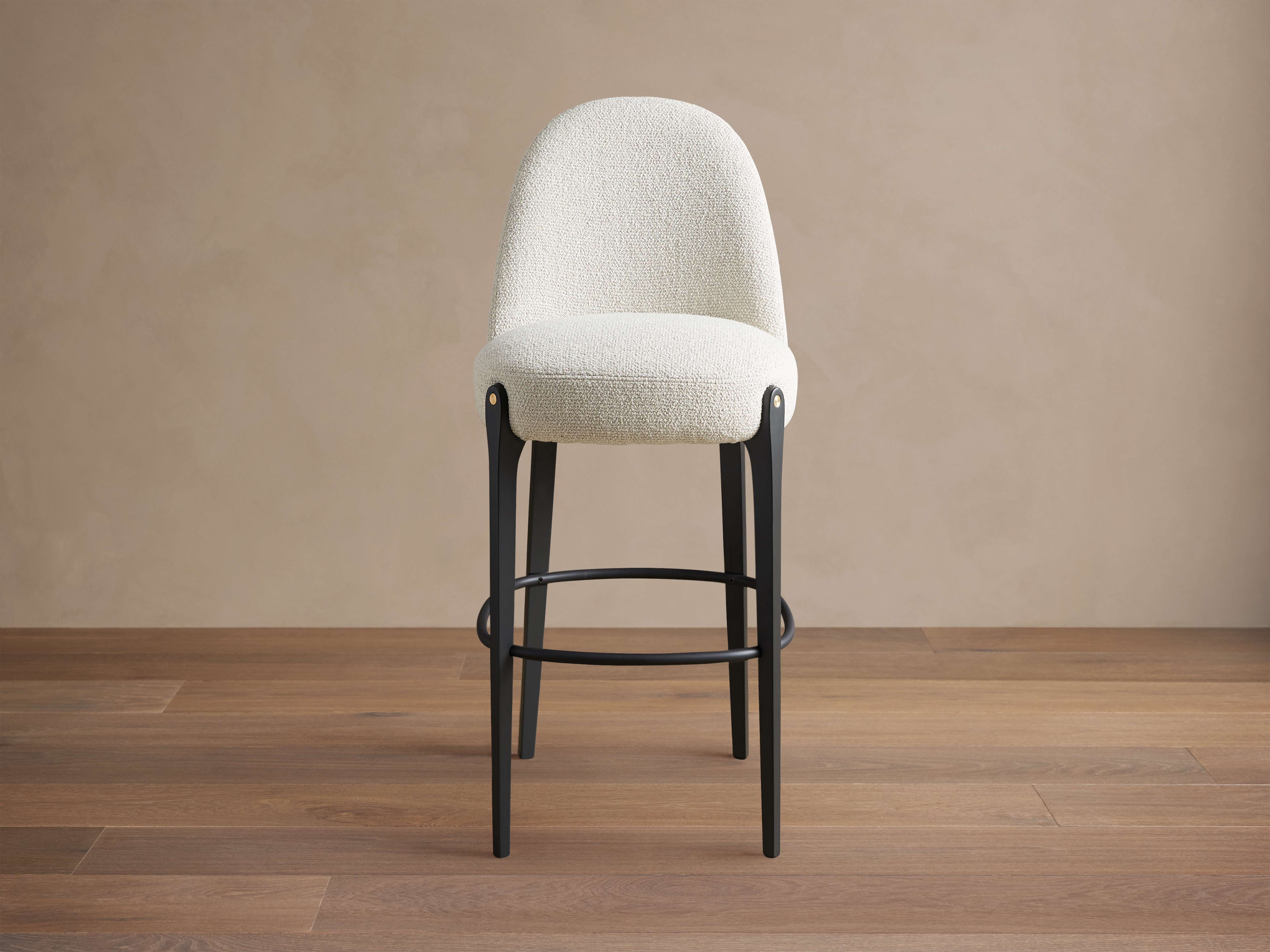 Bottoni Stool in Grizzly Taupe