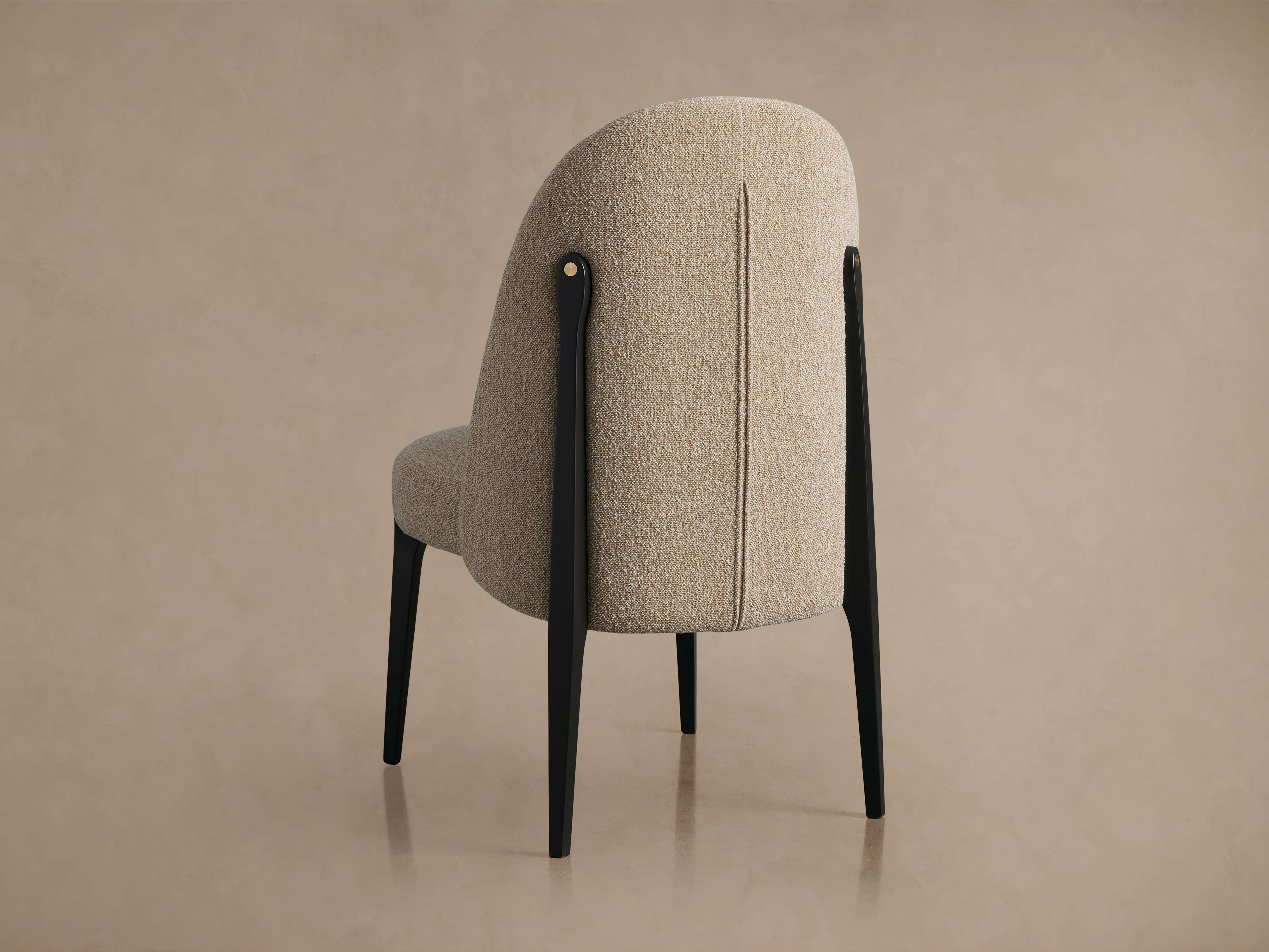 Bottoni Dining Chair