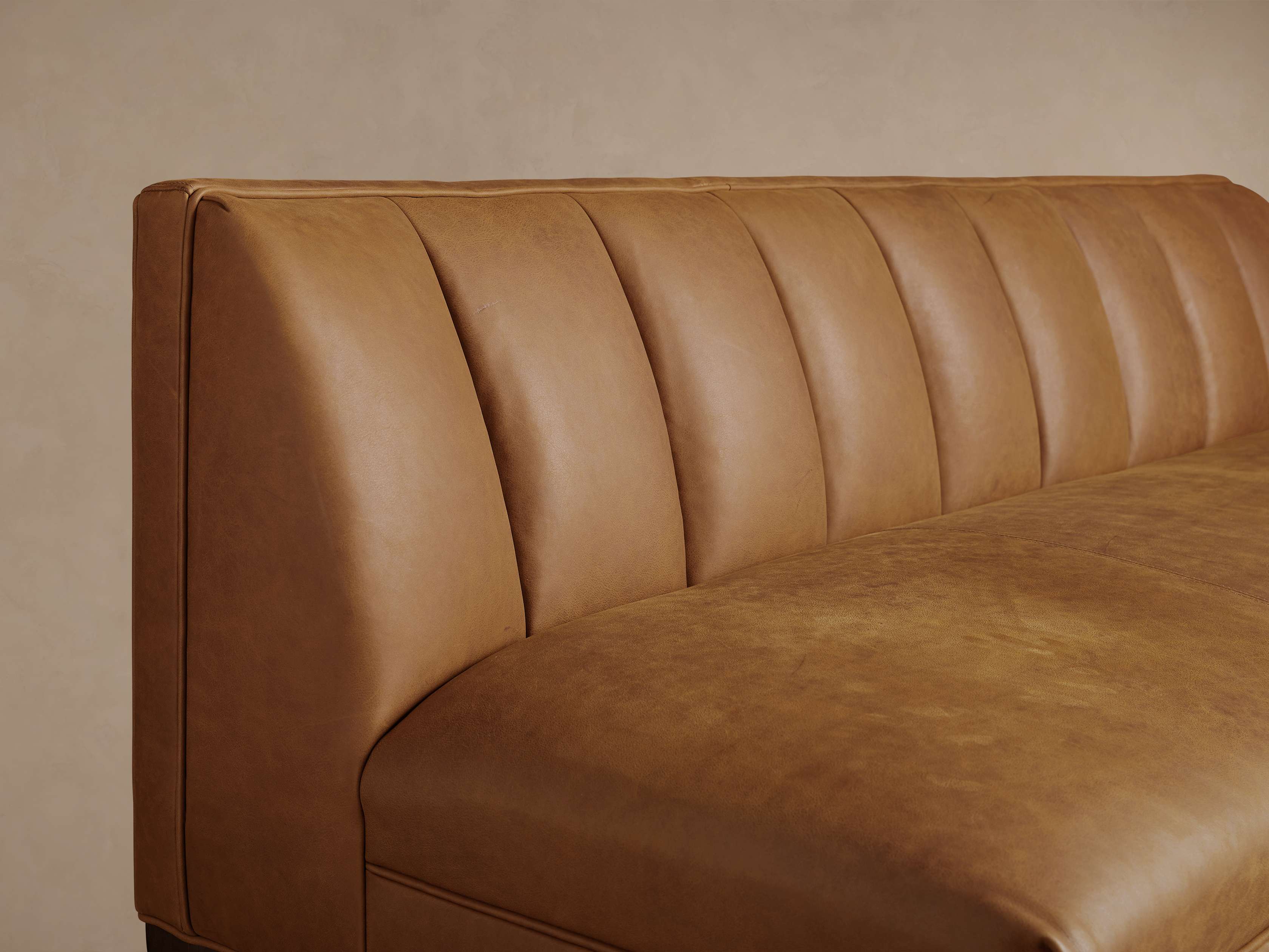 Gates Leather Settee - Thumbnail 3