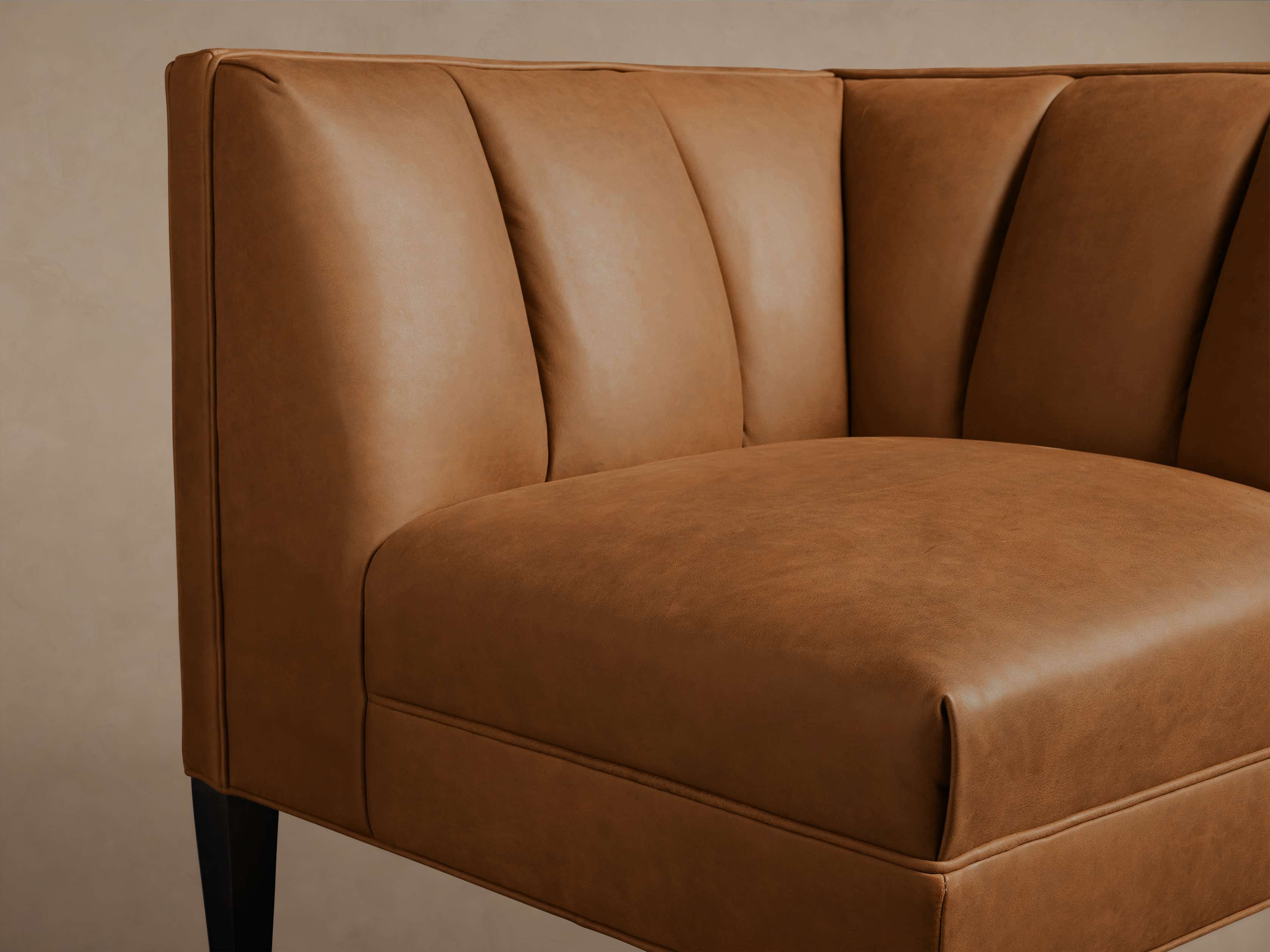 Gates Leather Corner - Thumbnail 3