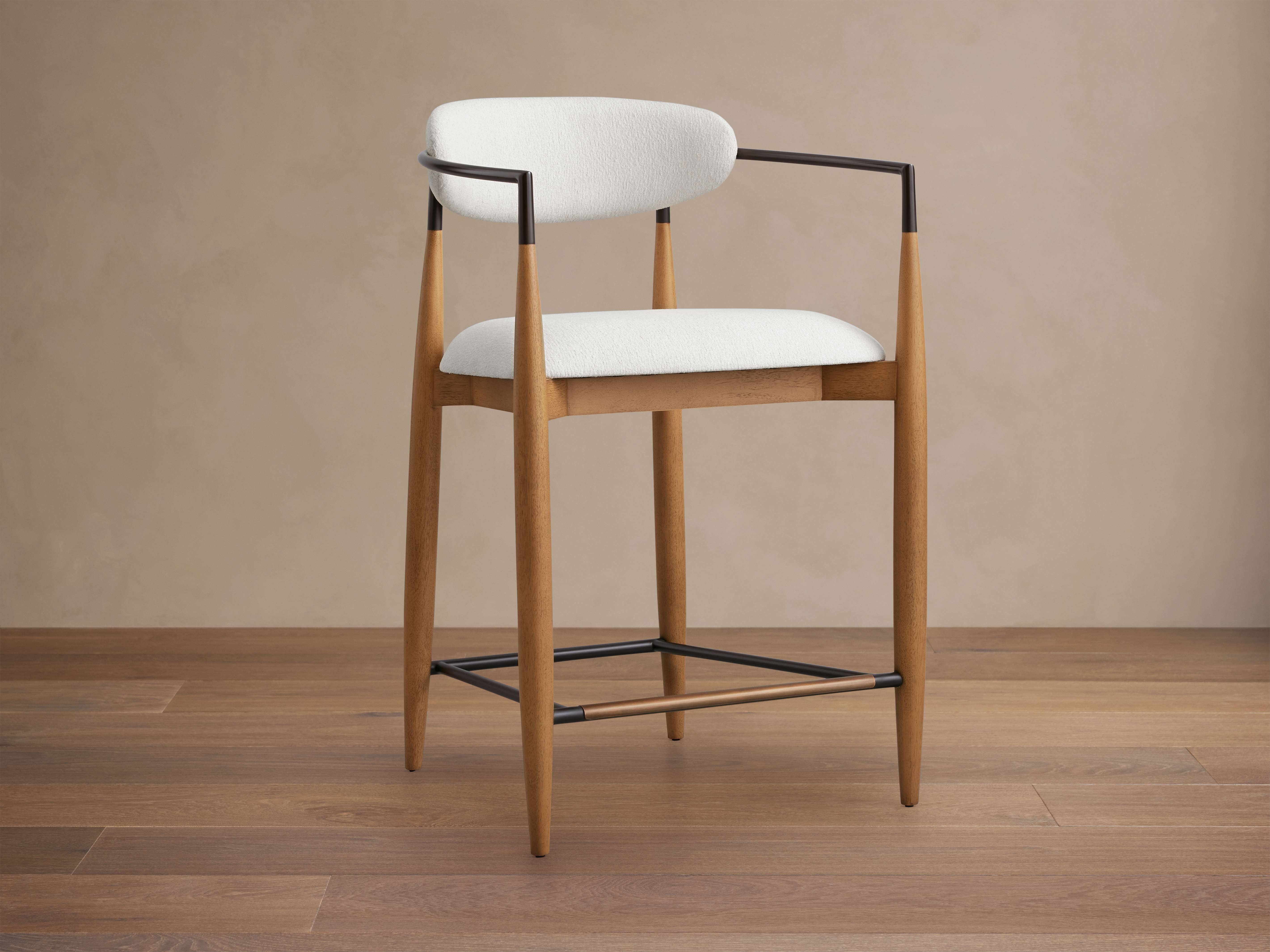 Jagger Stool – Arhaus