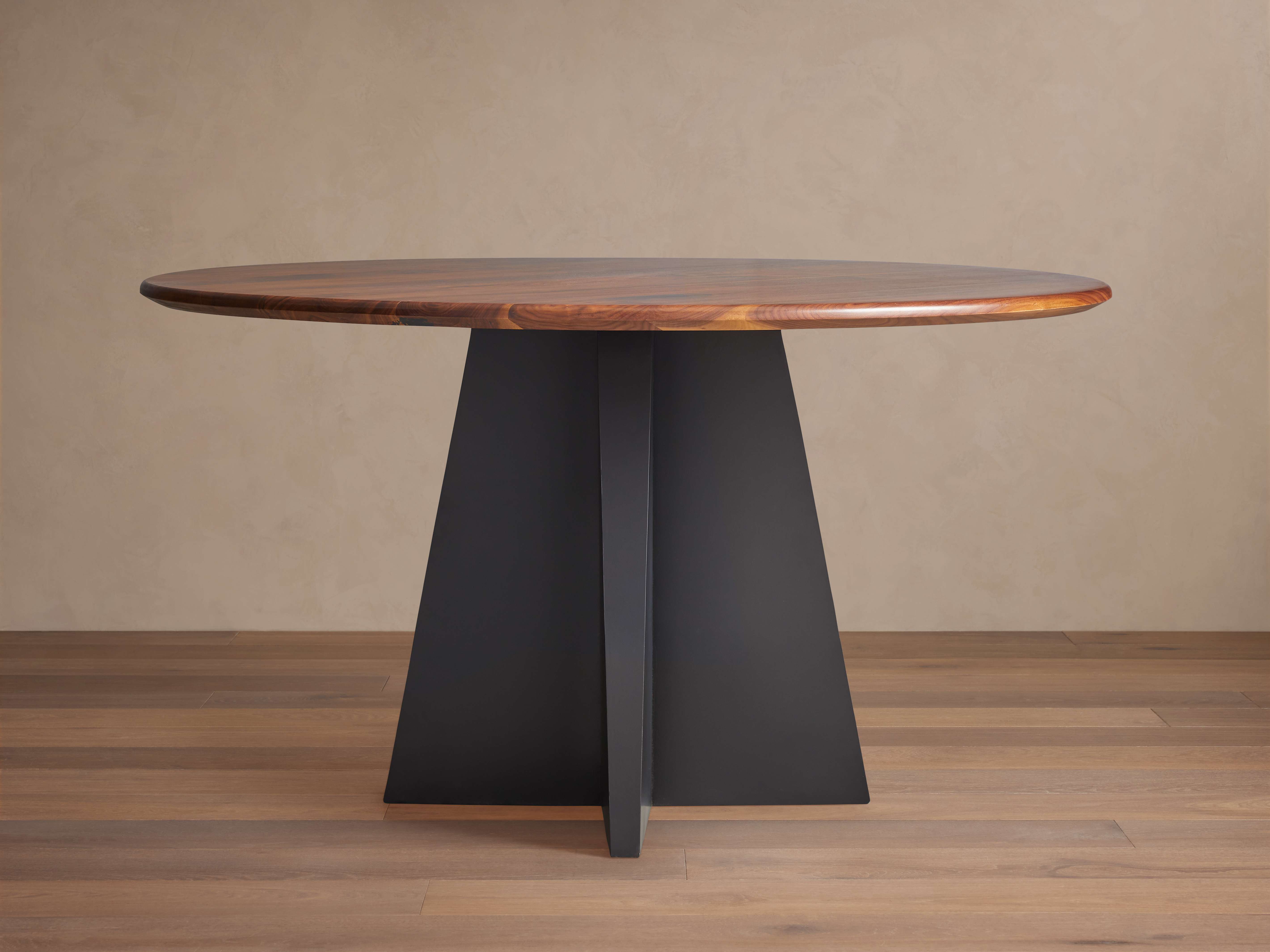 Jacob Round Dining Table with Vertex Base – Arhaus