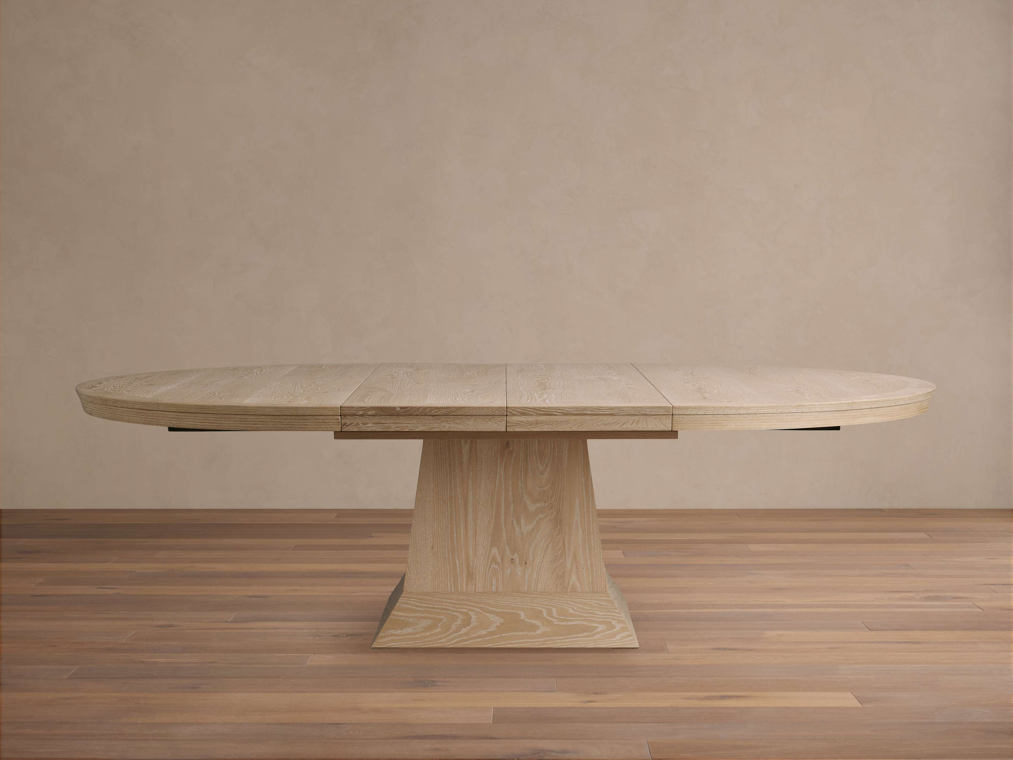 Leighton Dining Table
