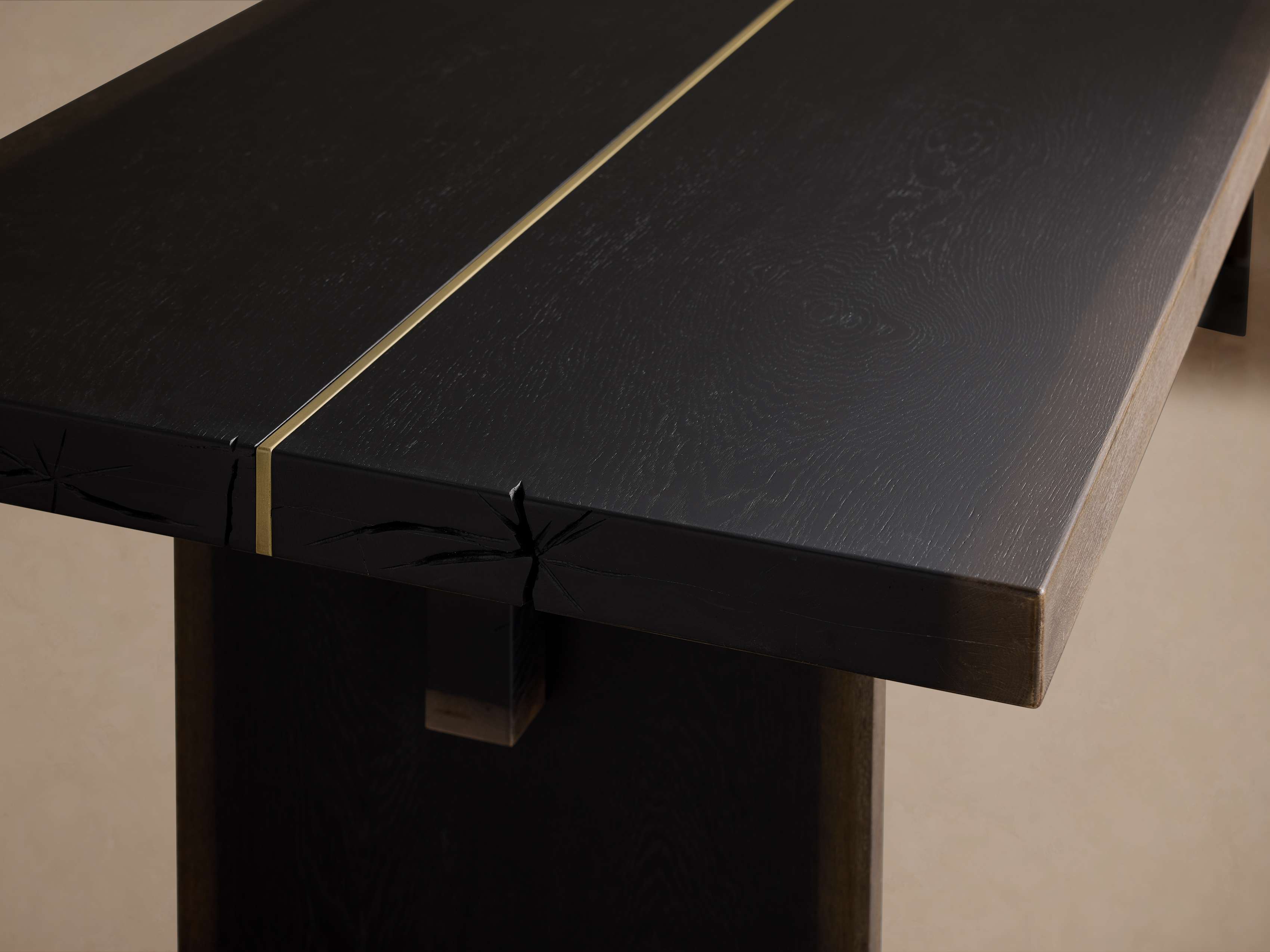 Mihaela Dining Table
