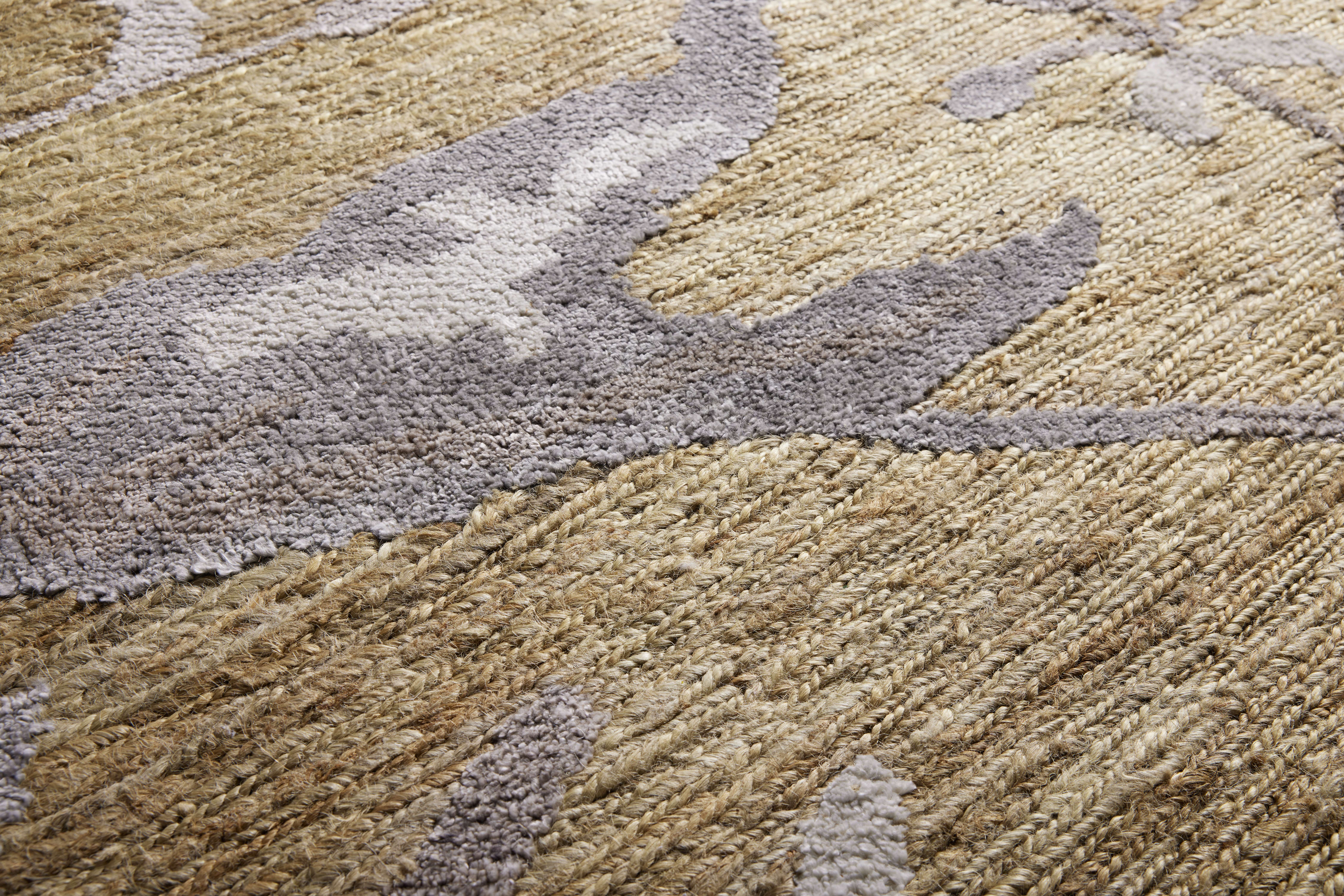 Adelina Hand-Knotted Rug - Thumbnail 3