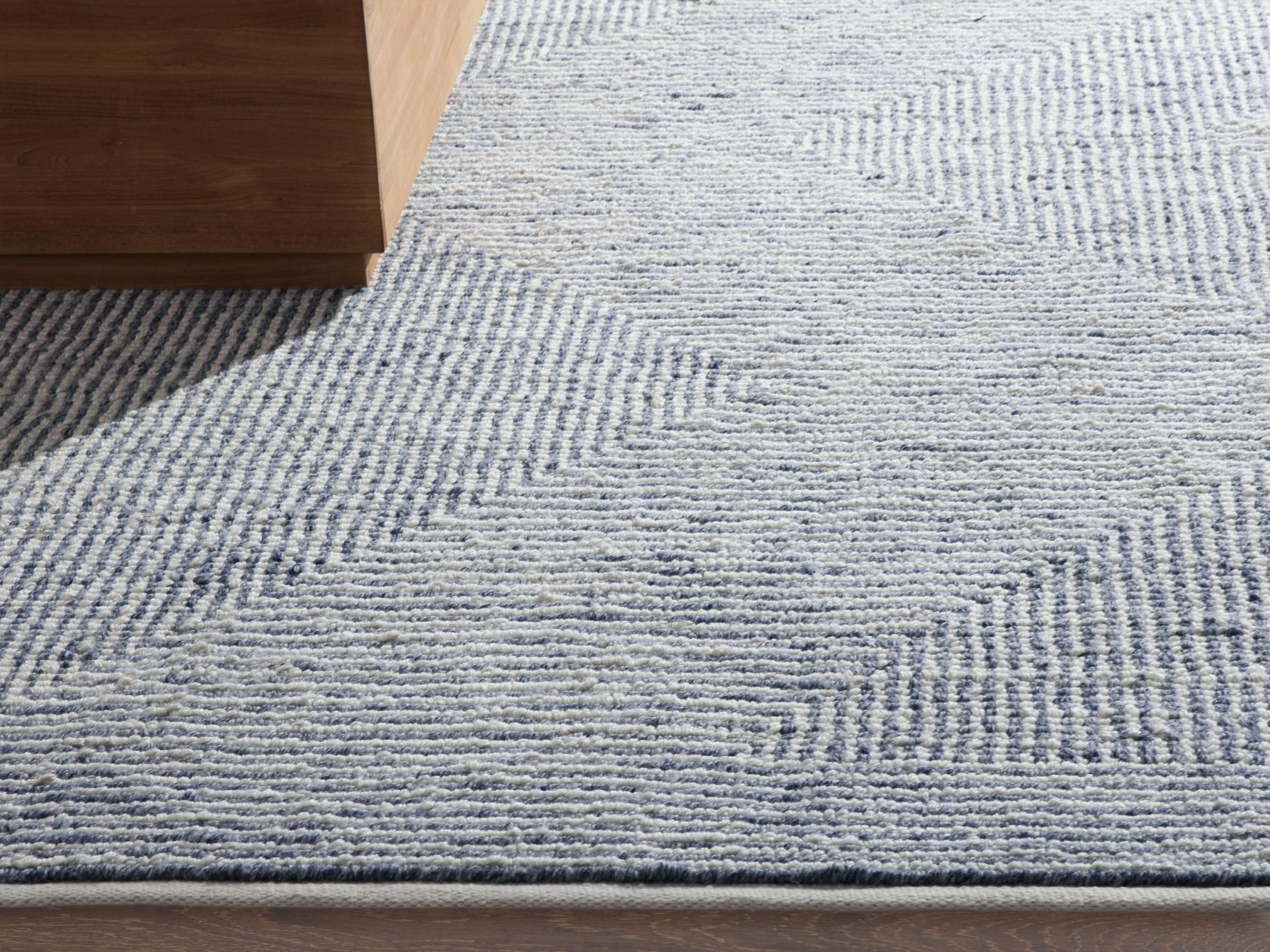 Maddux Performance Rug - Thumbnail 2