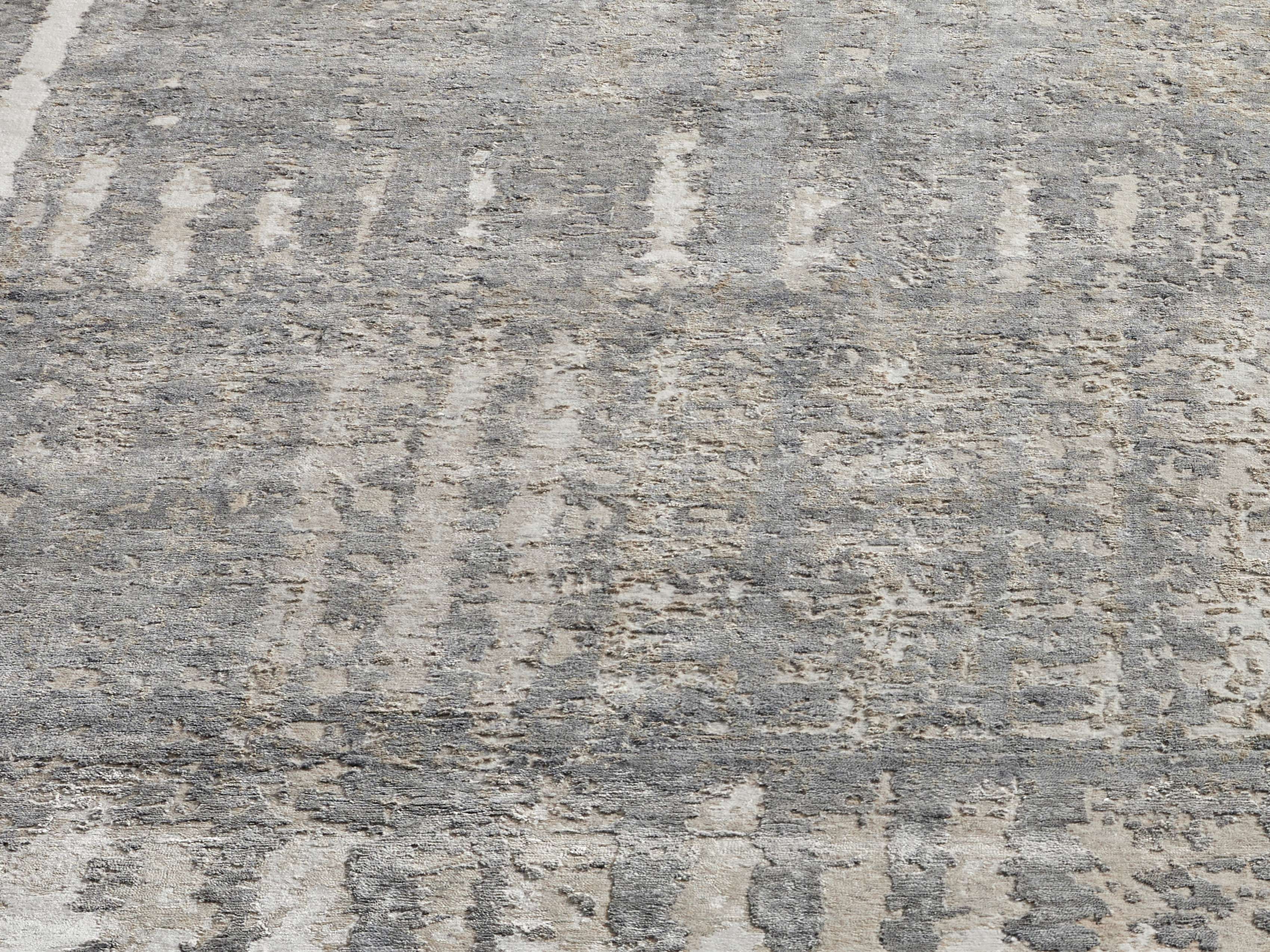 Grafton 6' X 9' Hand-Knotted Rug