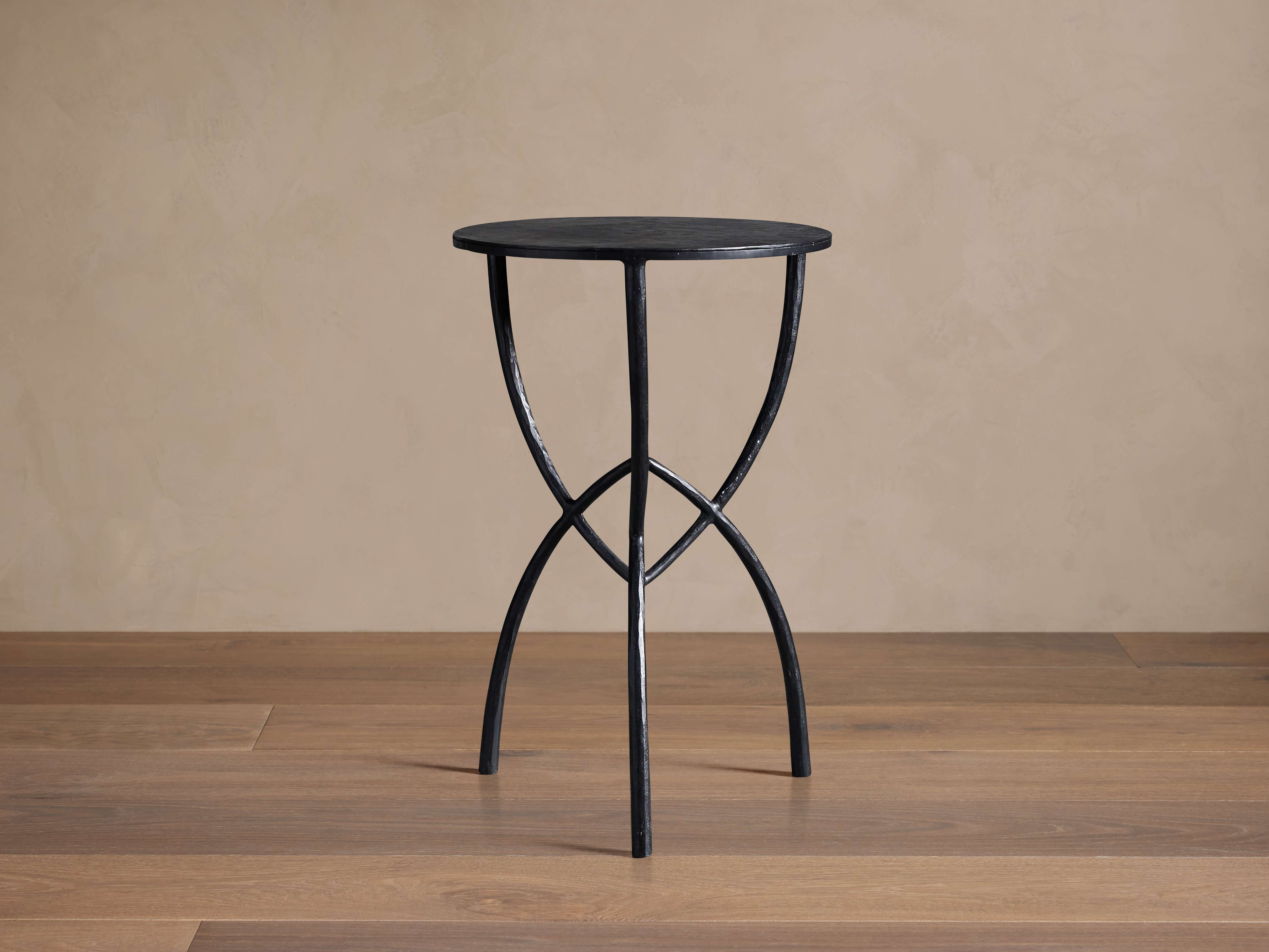 Jedrek Martini Table - Thumbnail 4