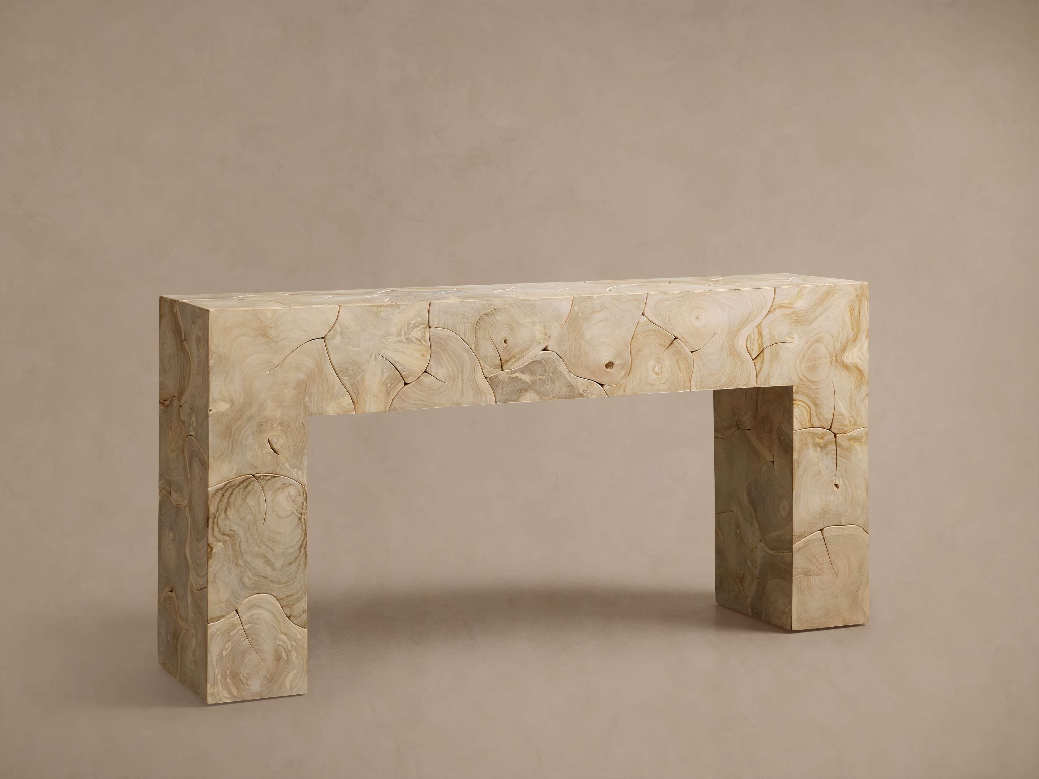 Kalmar Console Table
– Arhaus