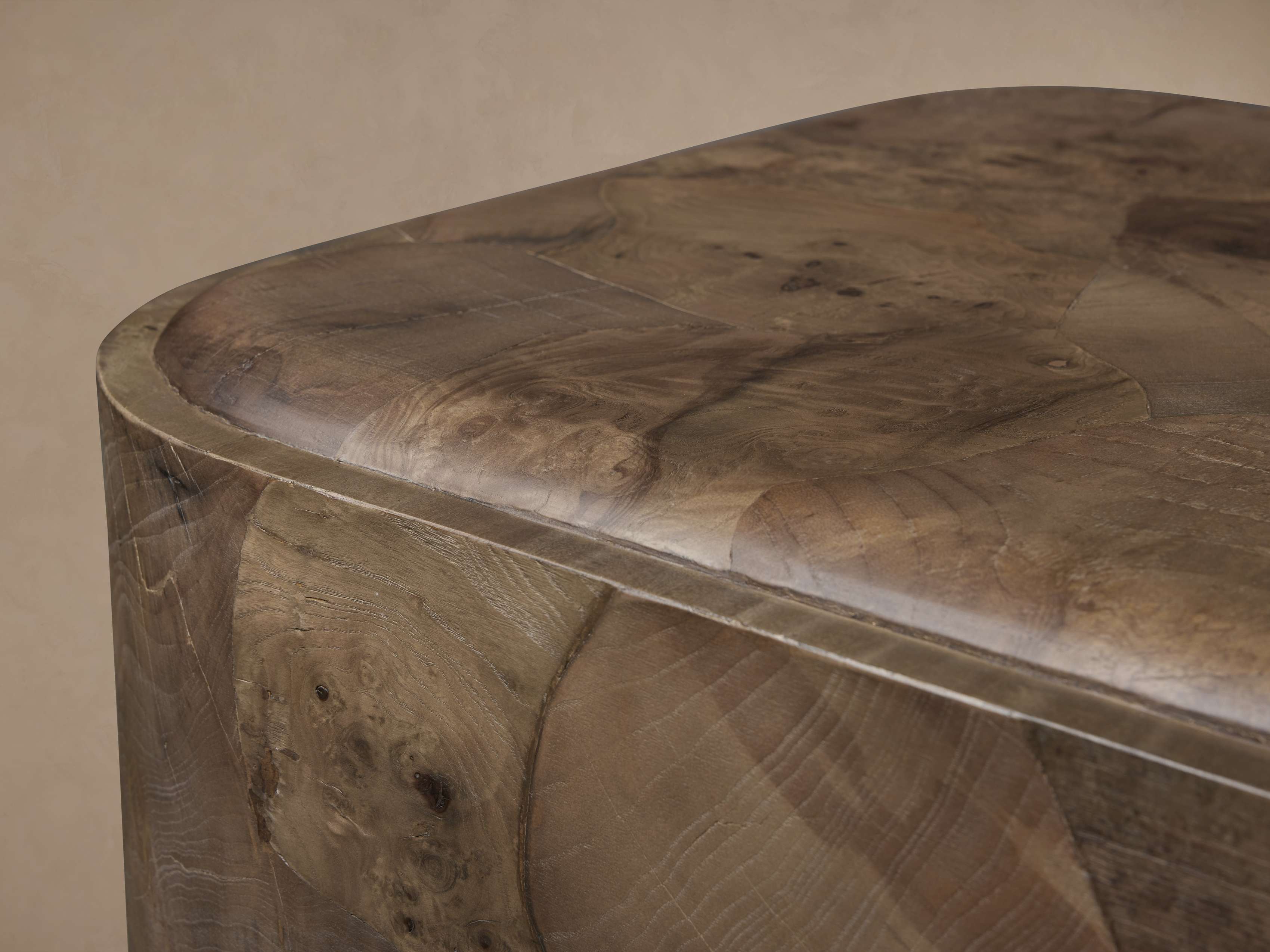 Polanco Plinth End Table – Arhaus