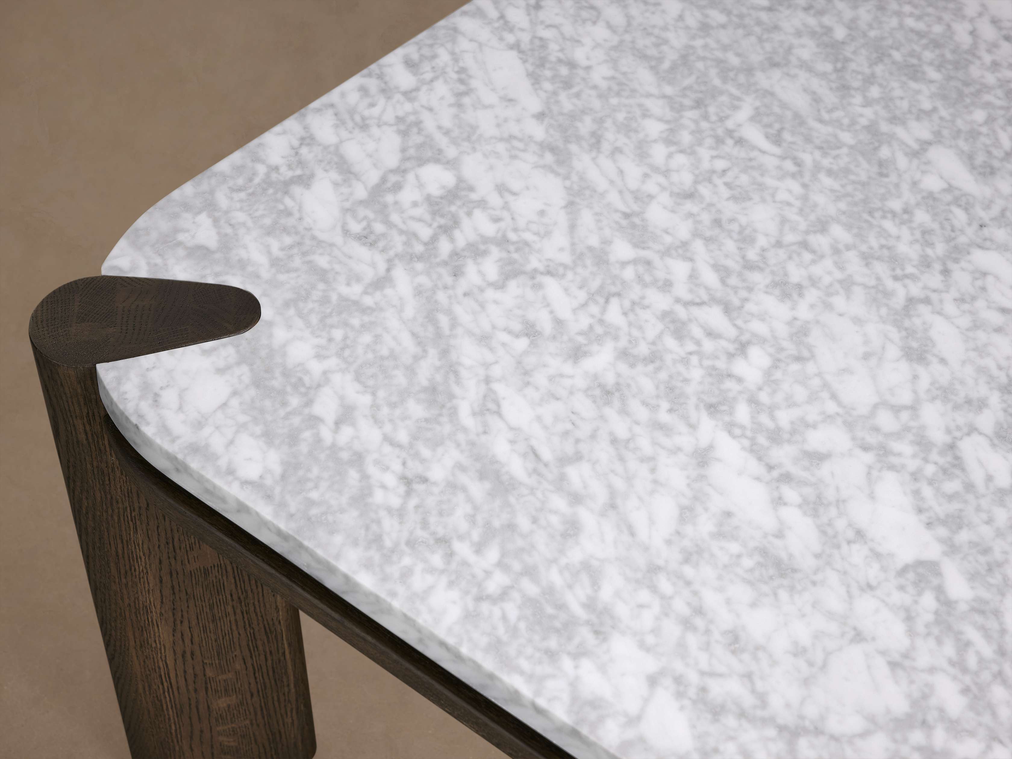 Pyet Coffee Table