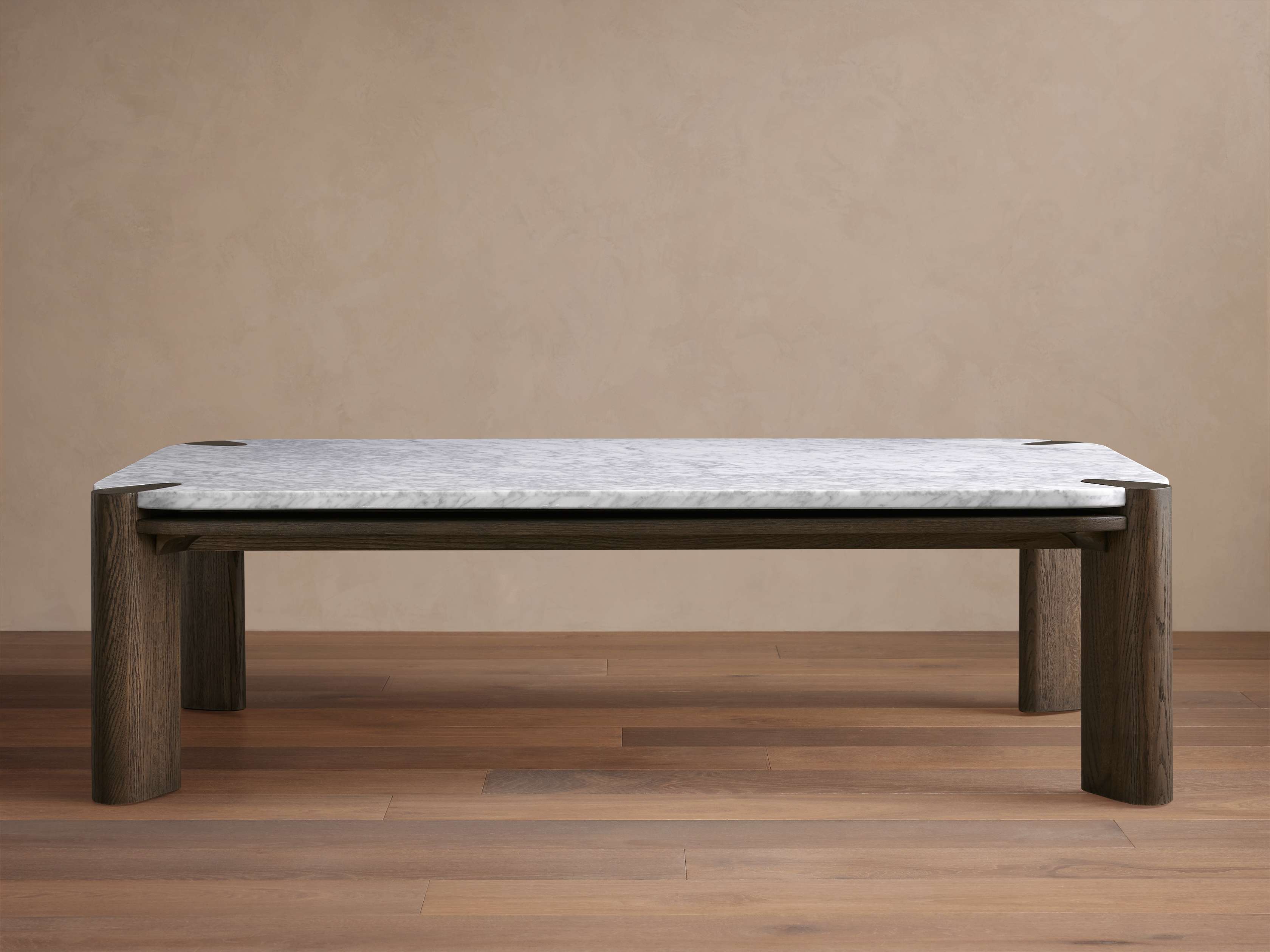 Pyet Coffee Table
