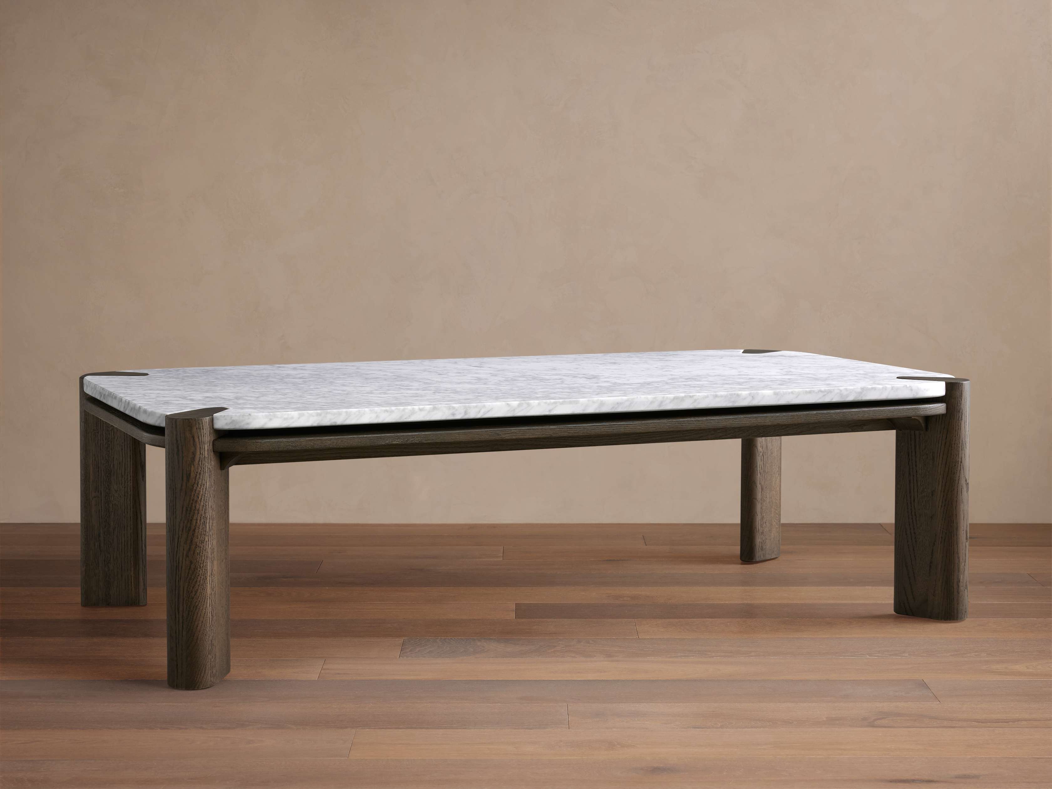 Pyet Coffee Table