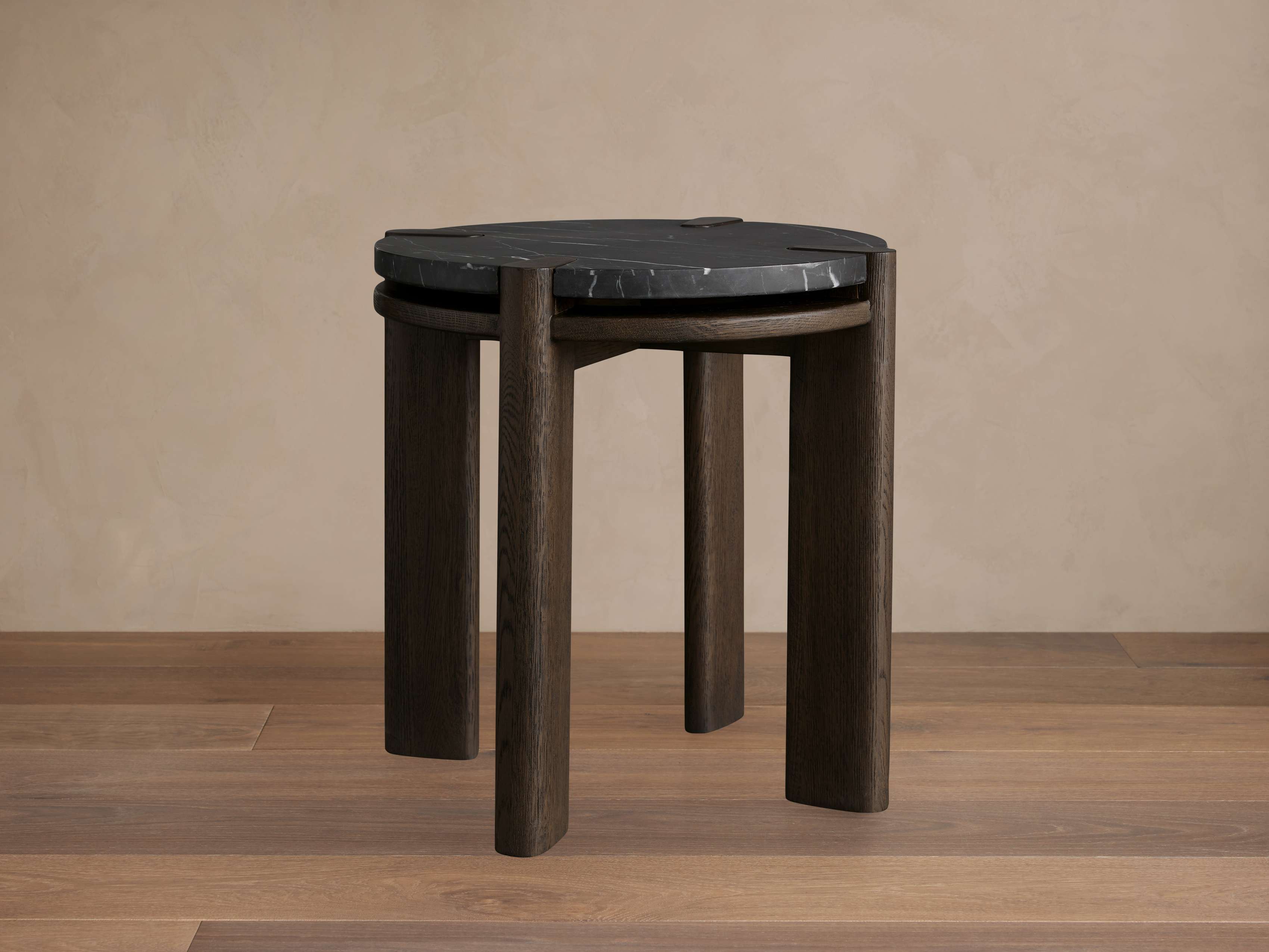 Pyet End Table – Arhaus