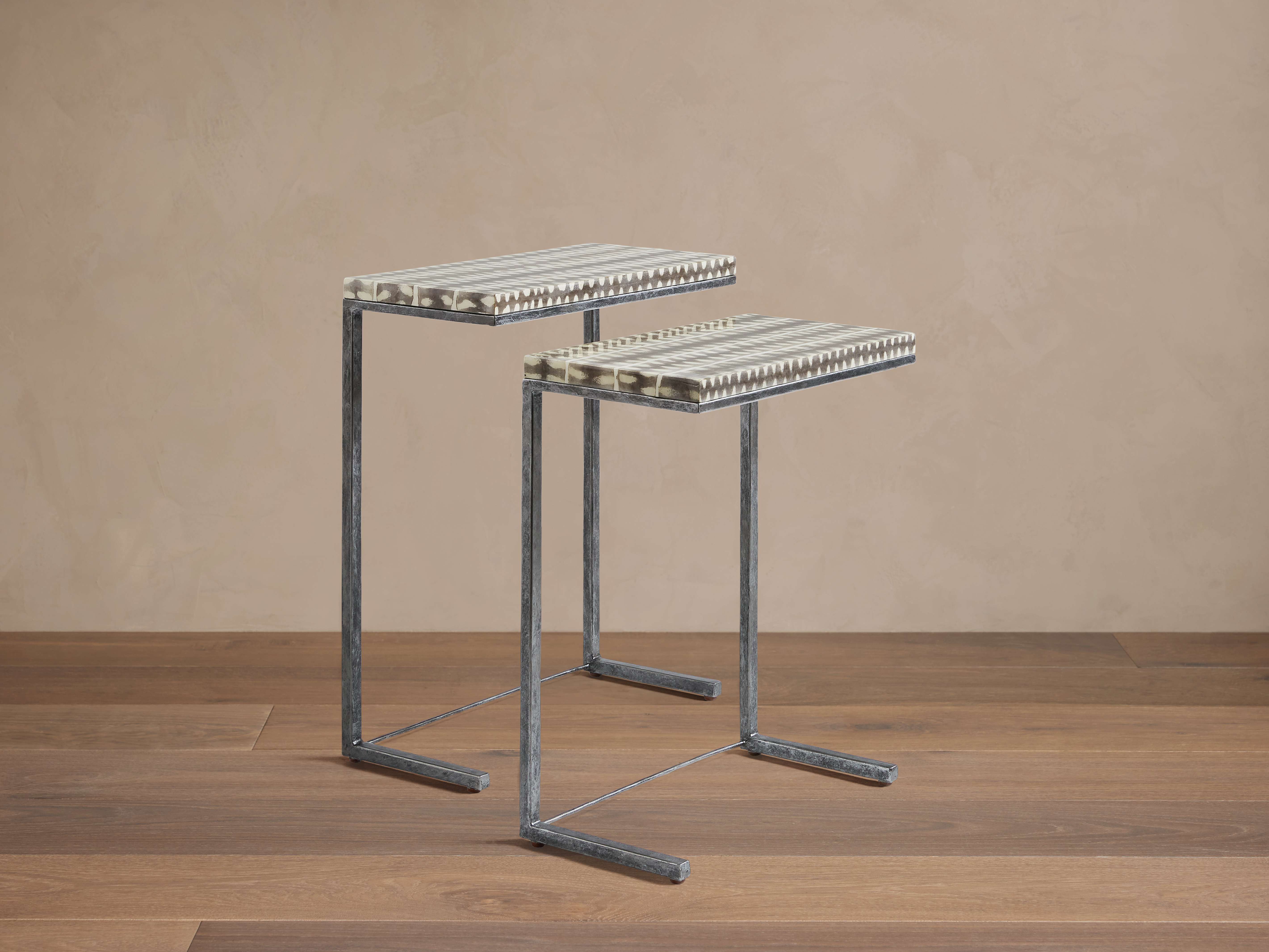 Thea Nesting End Tables (Set of 2)