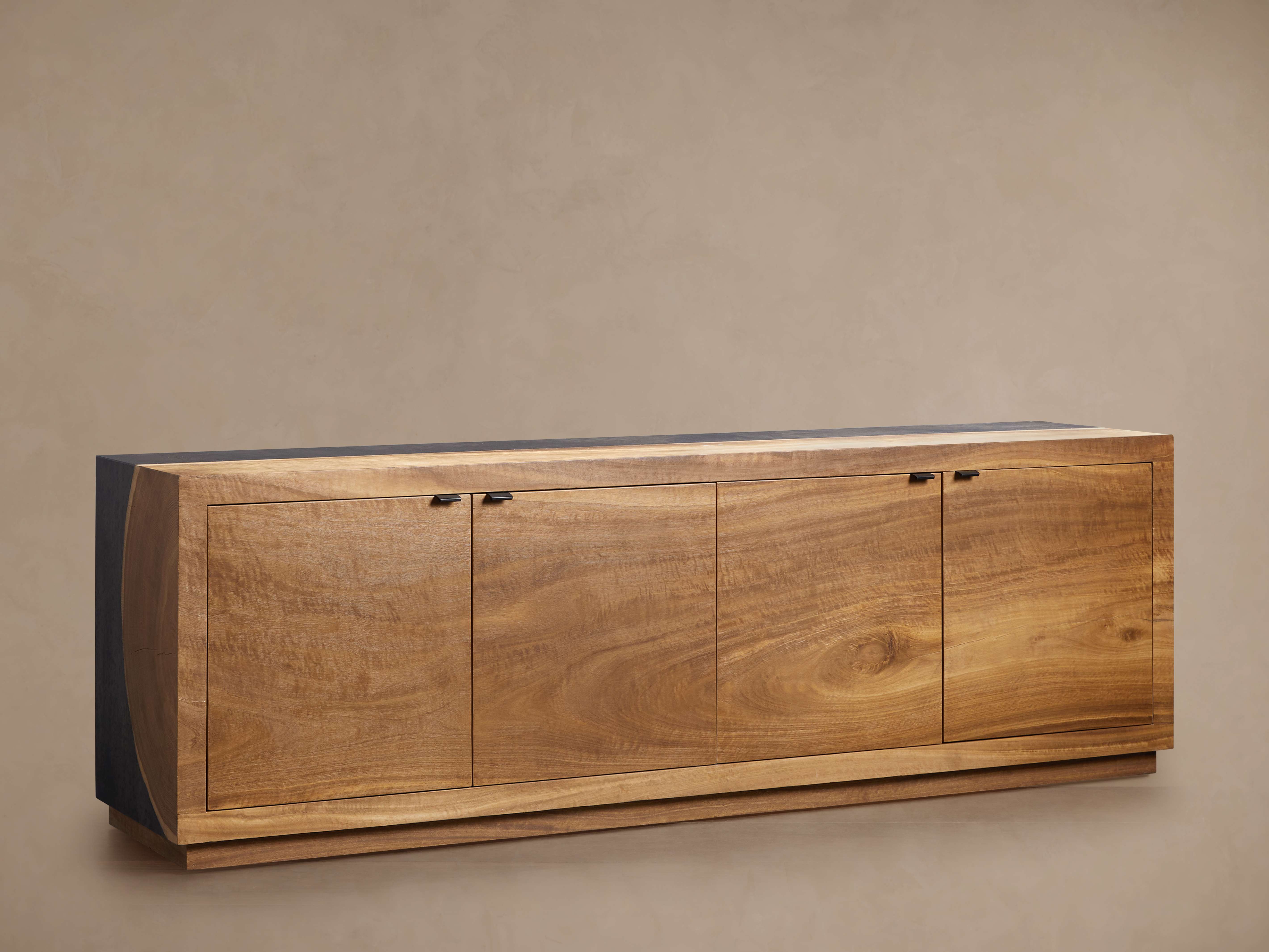 Acacius Media Console