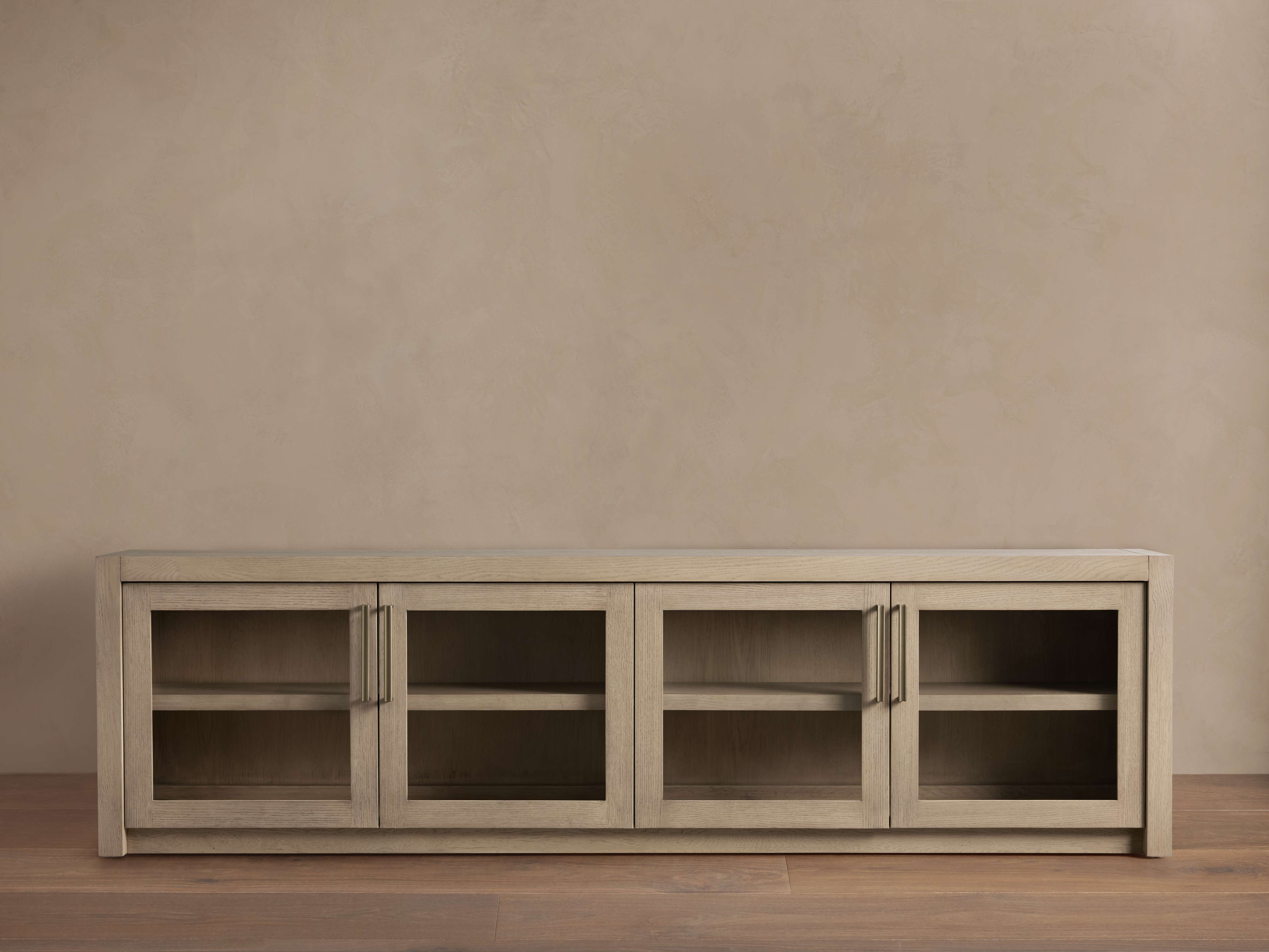 RESTORATION HARDWARE TV EASEL DUPE 1 - At Charlotte's House, image size:5682x4262