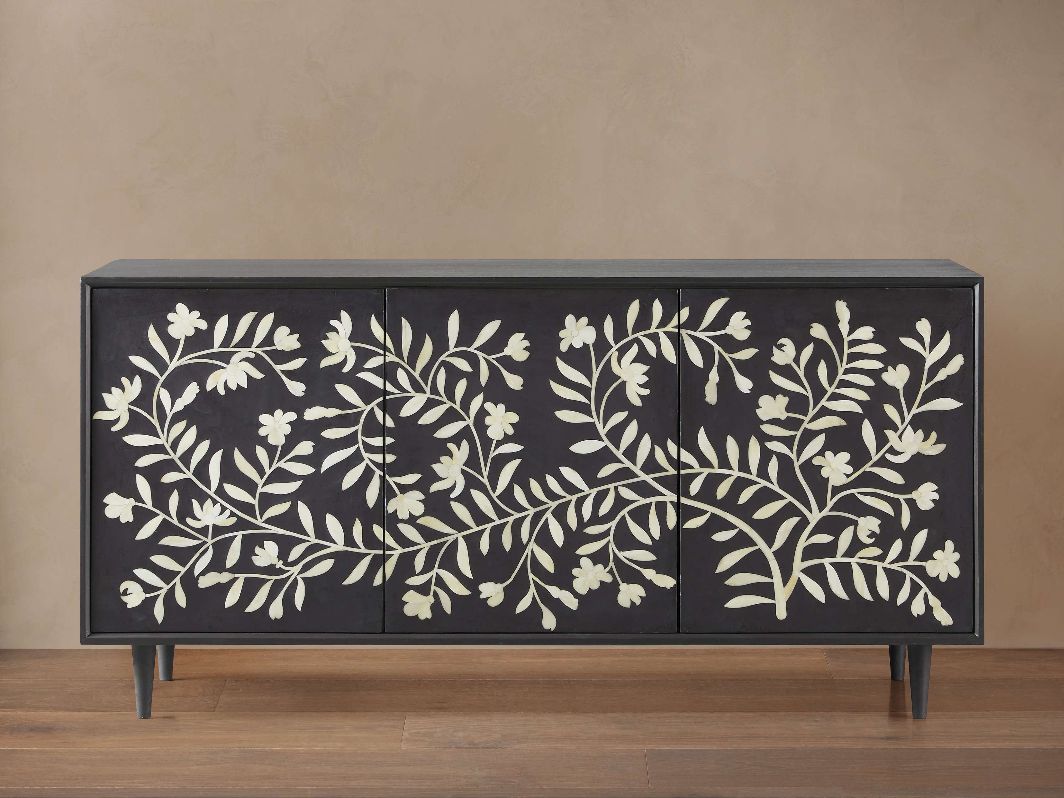 Divya Sideboard
– Arhaus