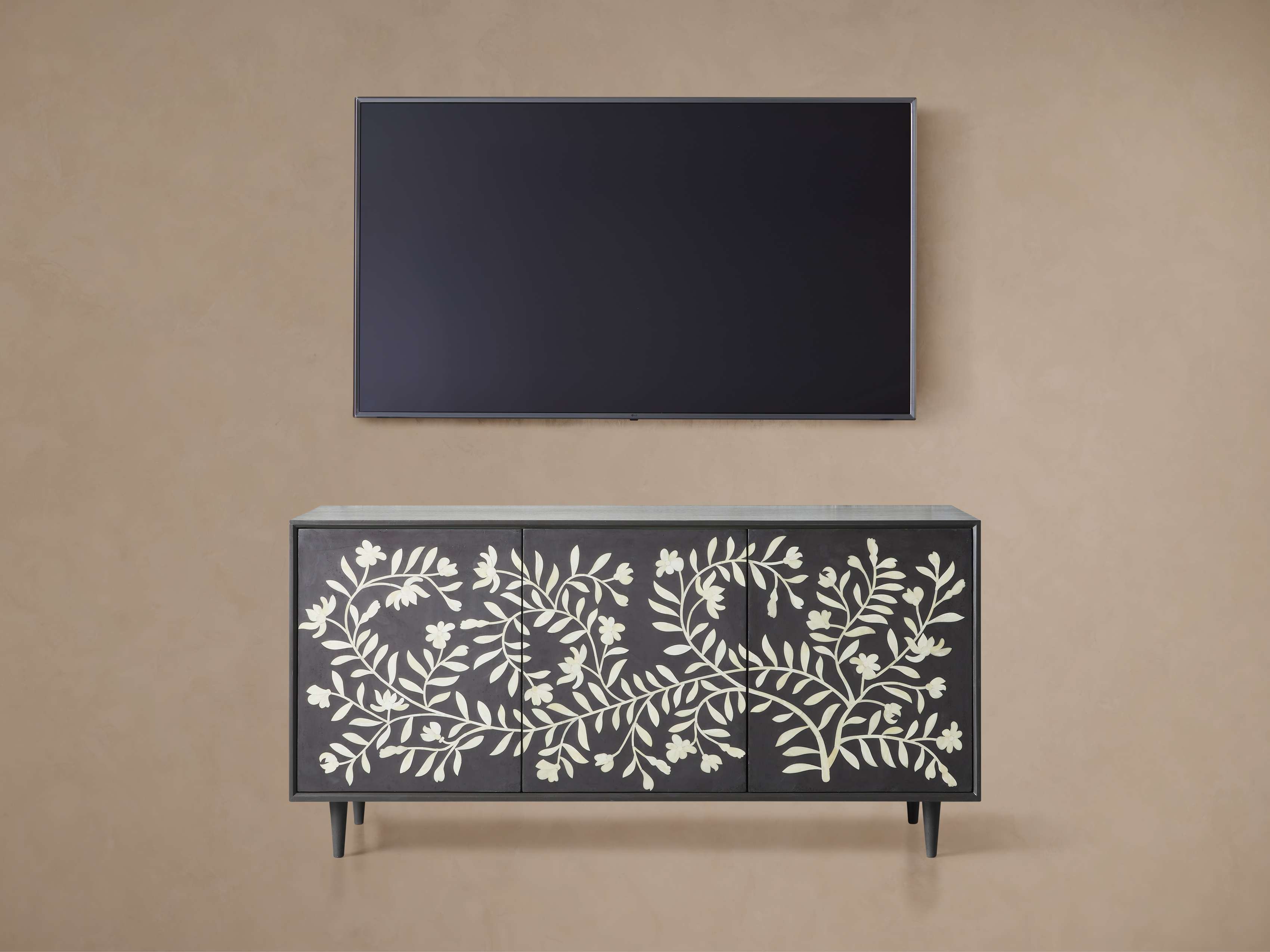 Divya Sideboard
– Arhaus