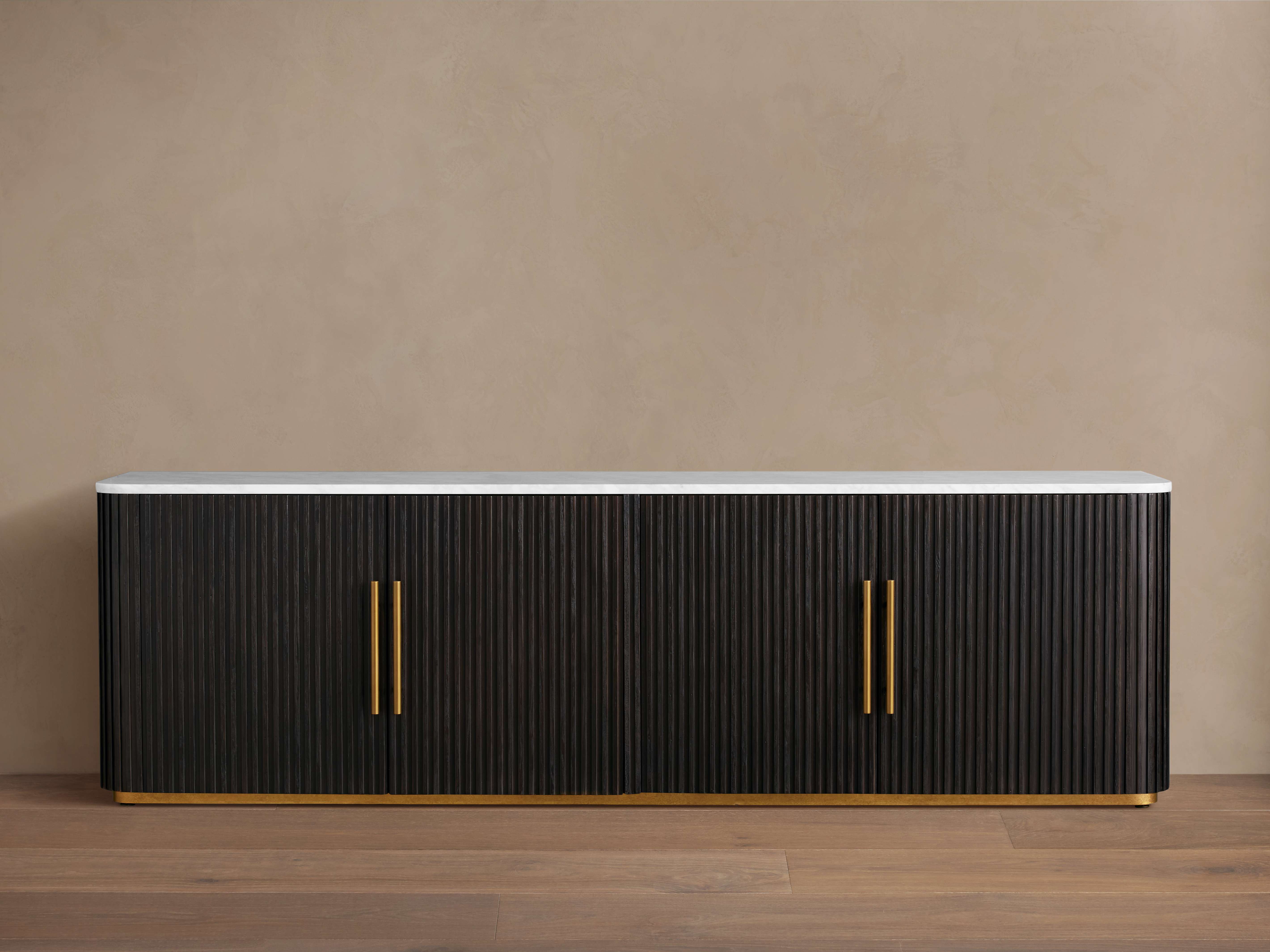 Finnley Media Console