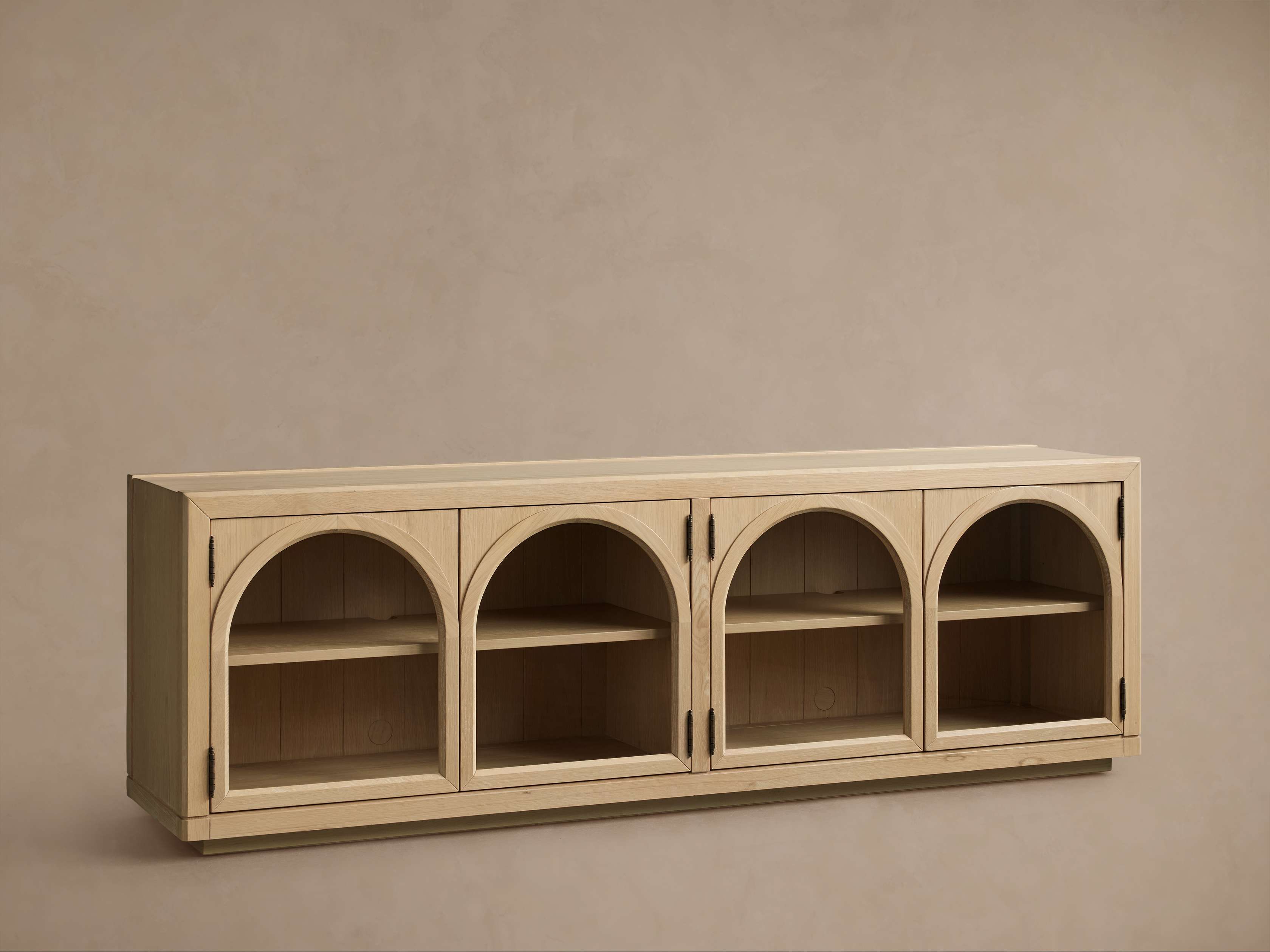 Hattie Media Console