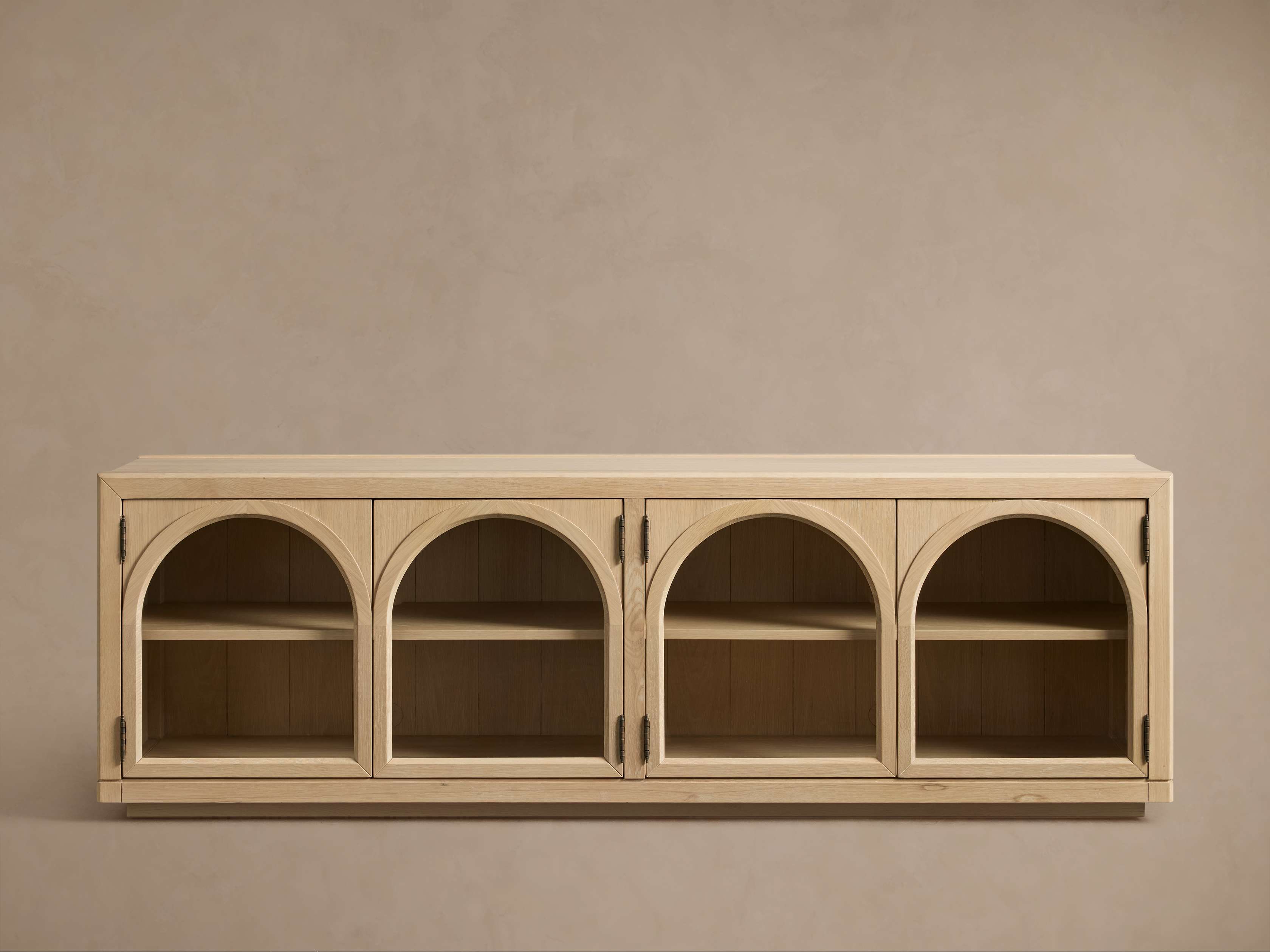 Hattie Media Console