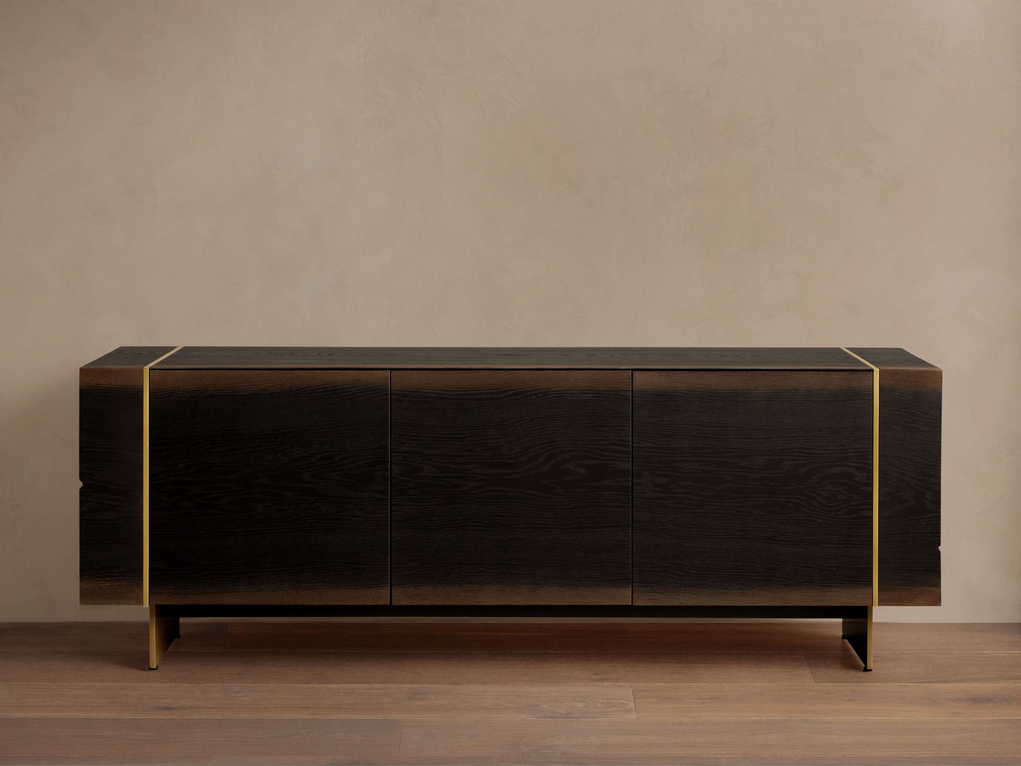 Mihaela Media Console
– Arhaus