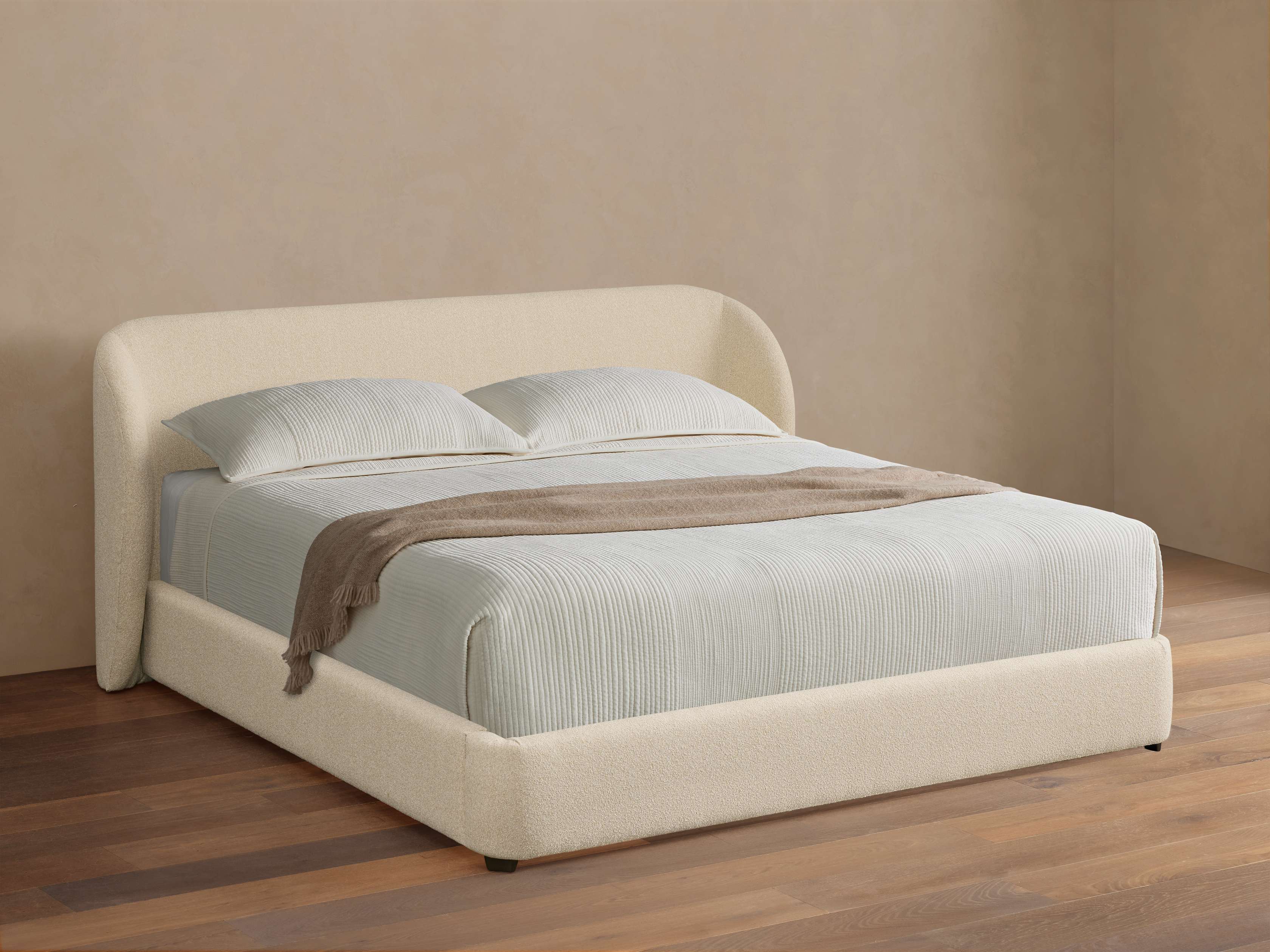 Adalynn Bed
– Arhaus