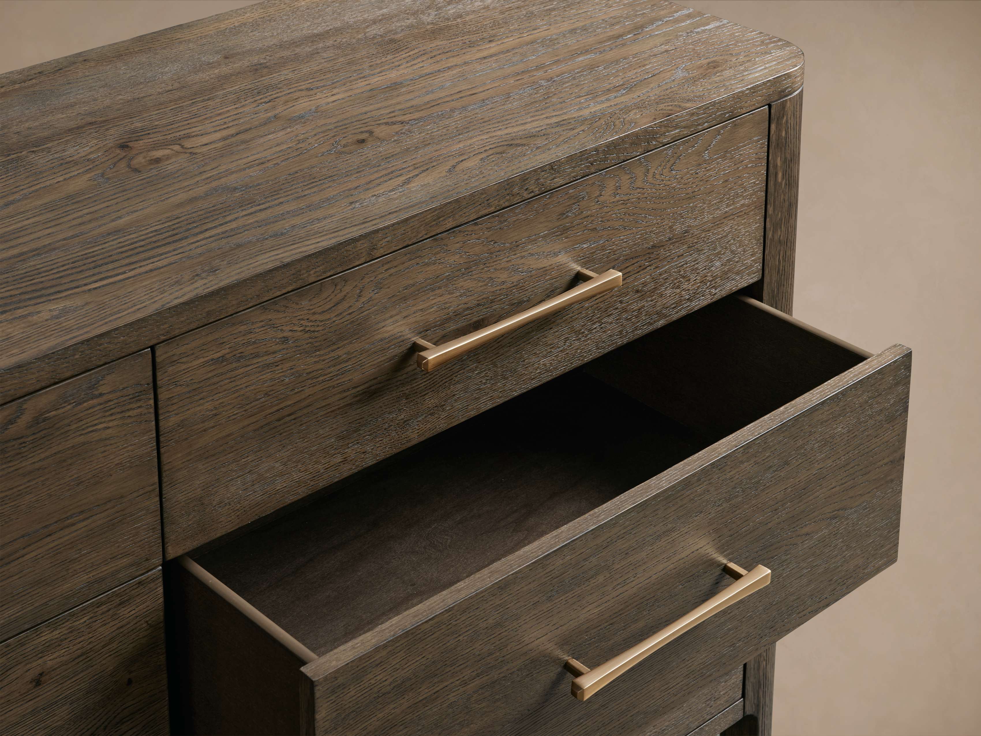 Calista Nine-Drawer Dresser