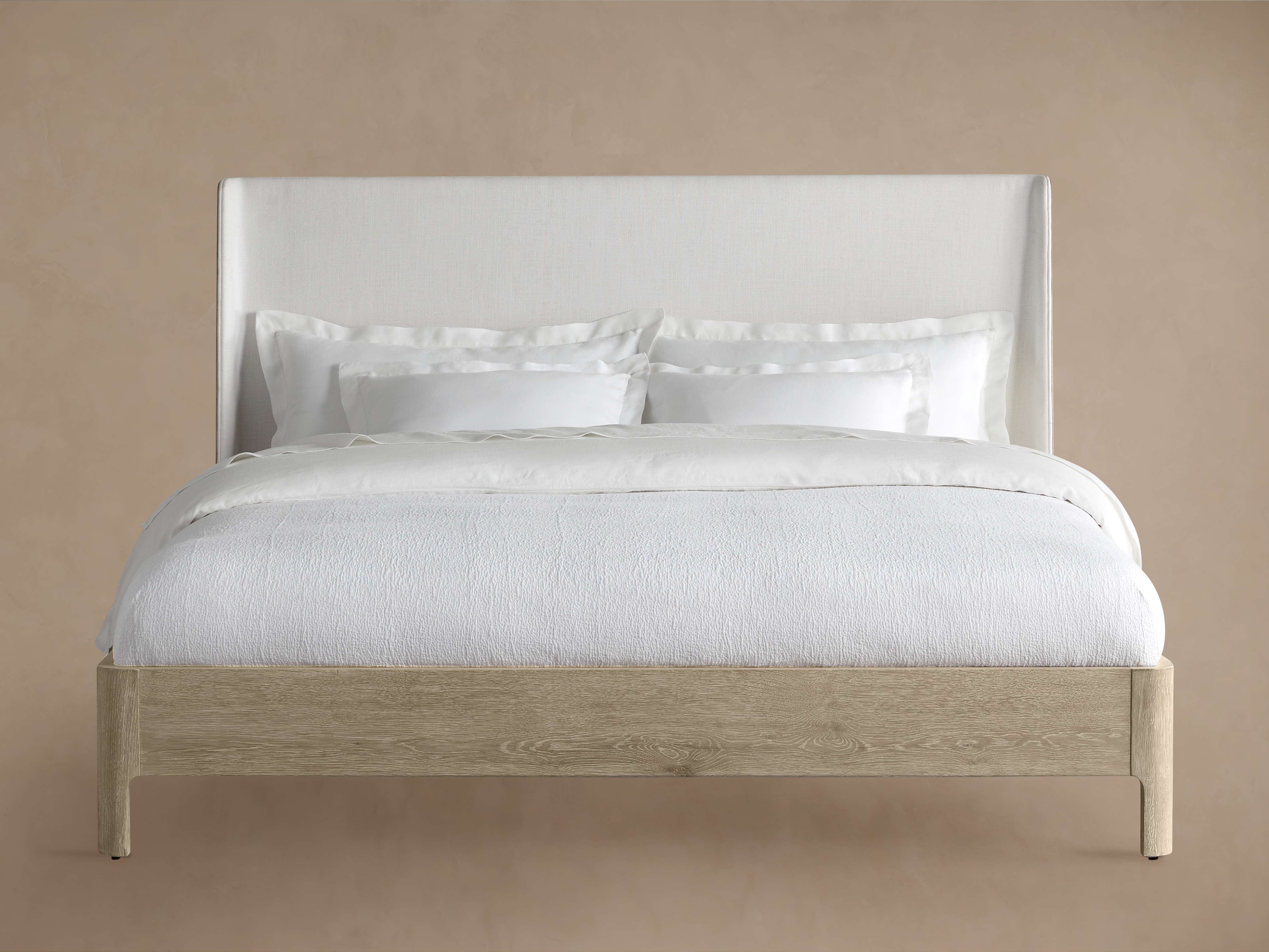 Calista Bed