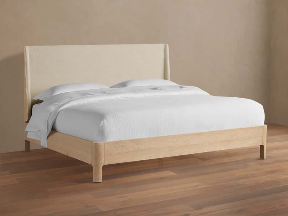 Calista Bed in Izzy Fawn