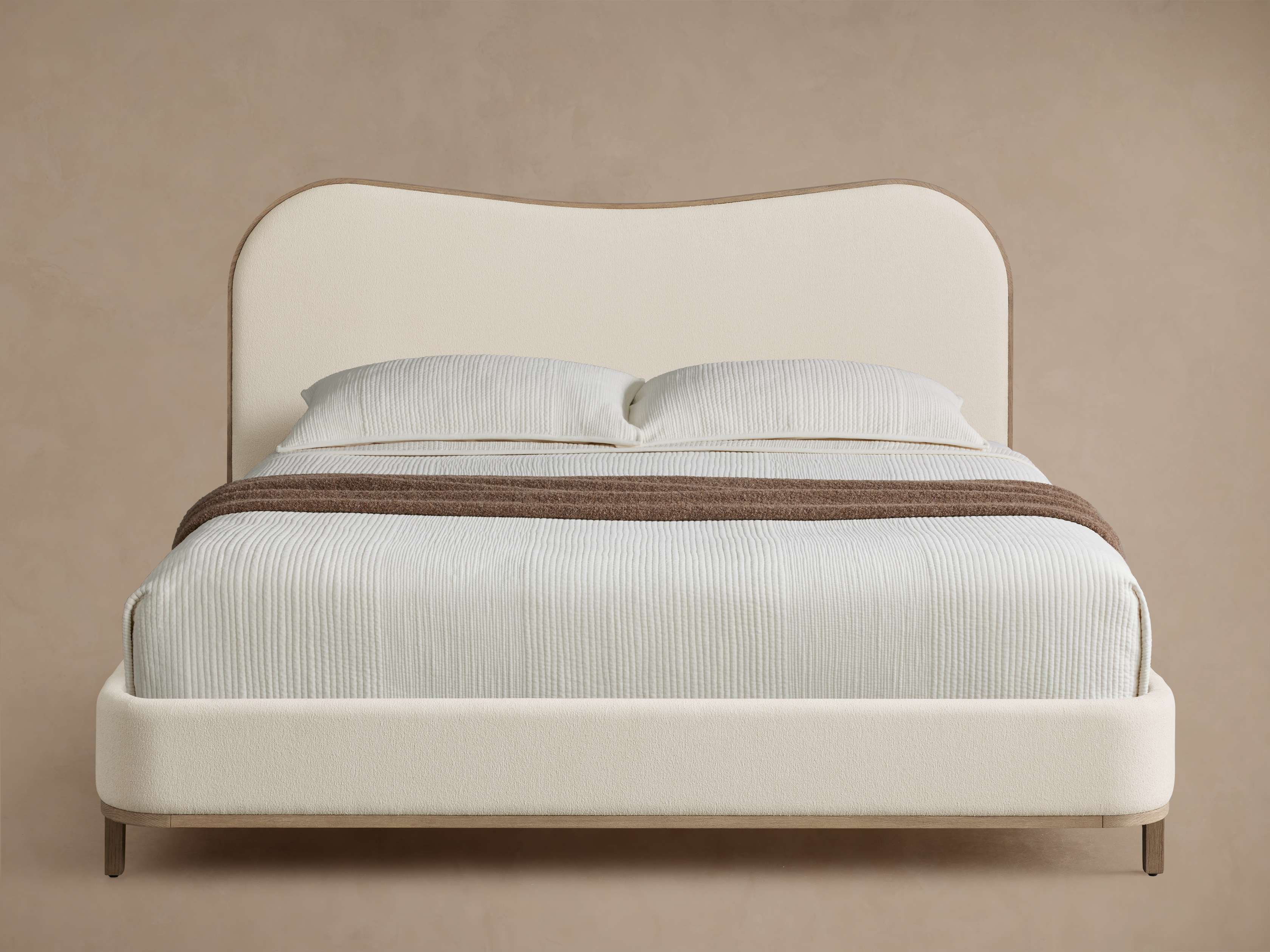 Danny Camelback Bed - Thumbnail 2